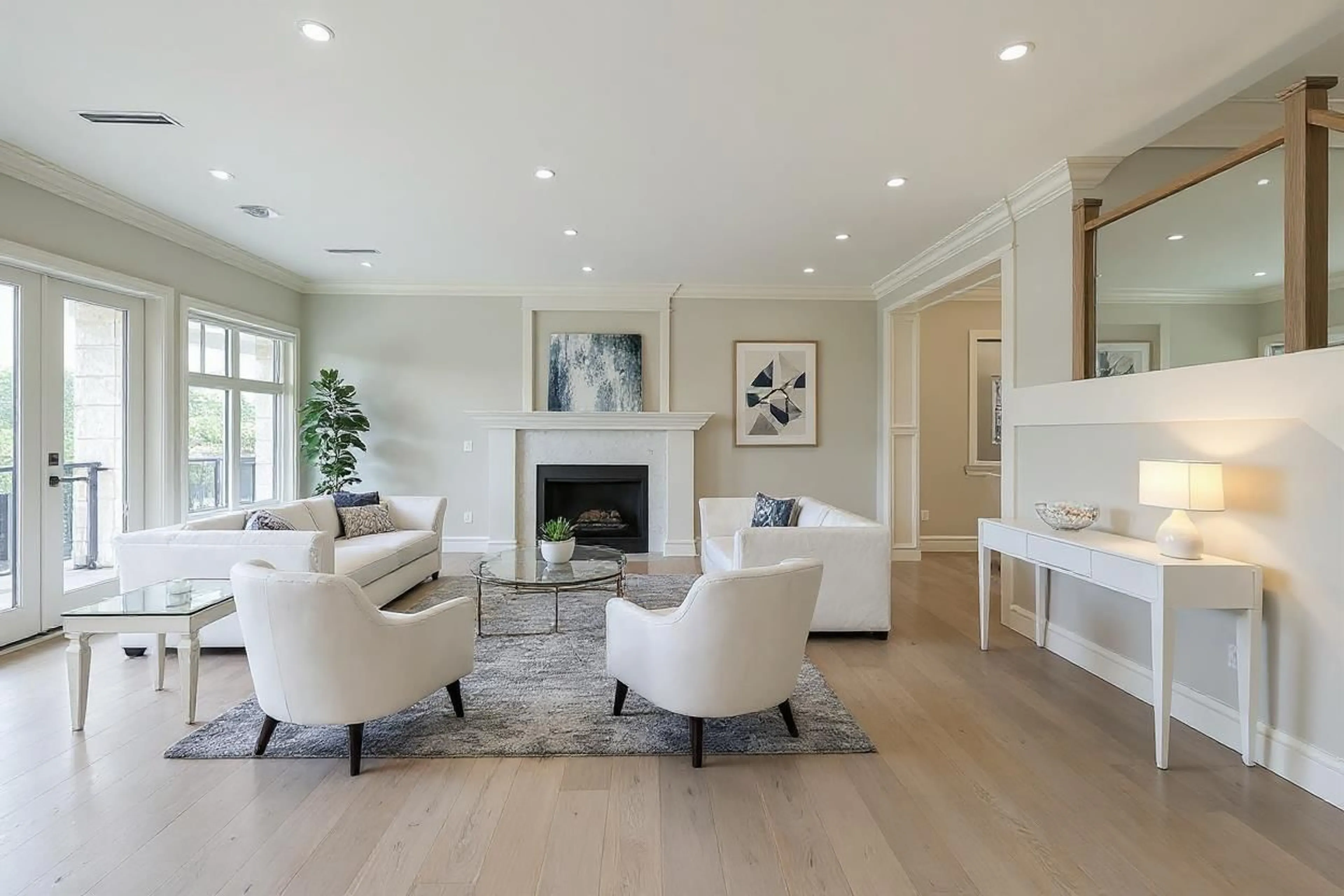 Living room with furniture, unknown for 9487 162A, Surrey British Columbia V4N2B7