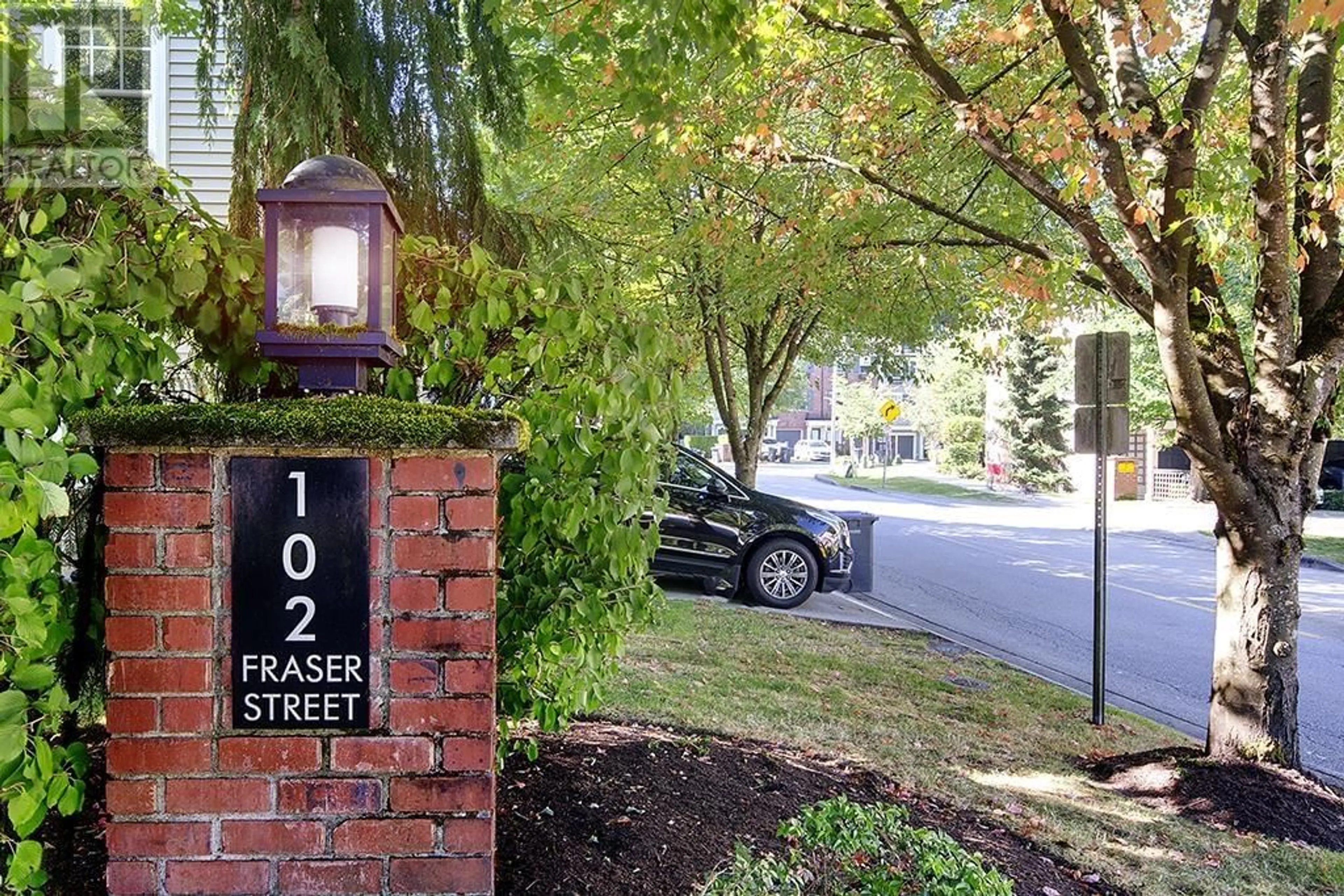 Unknown for 4 - 102 FRASER STREET, Port Moody British Columbia V3H0C7