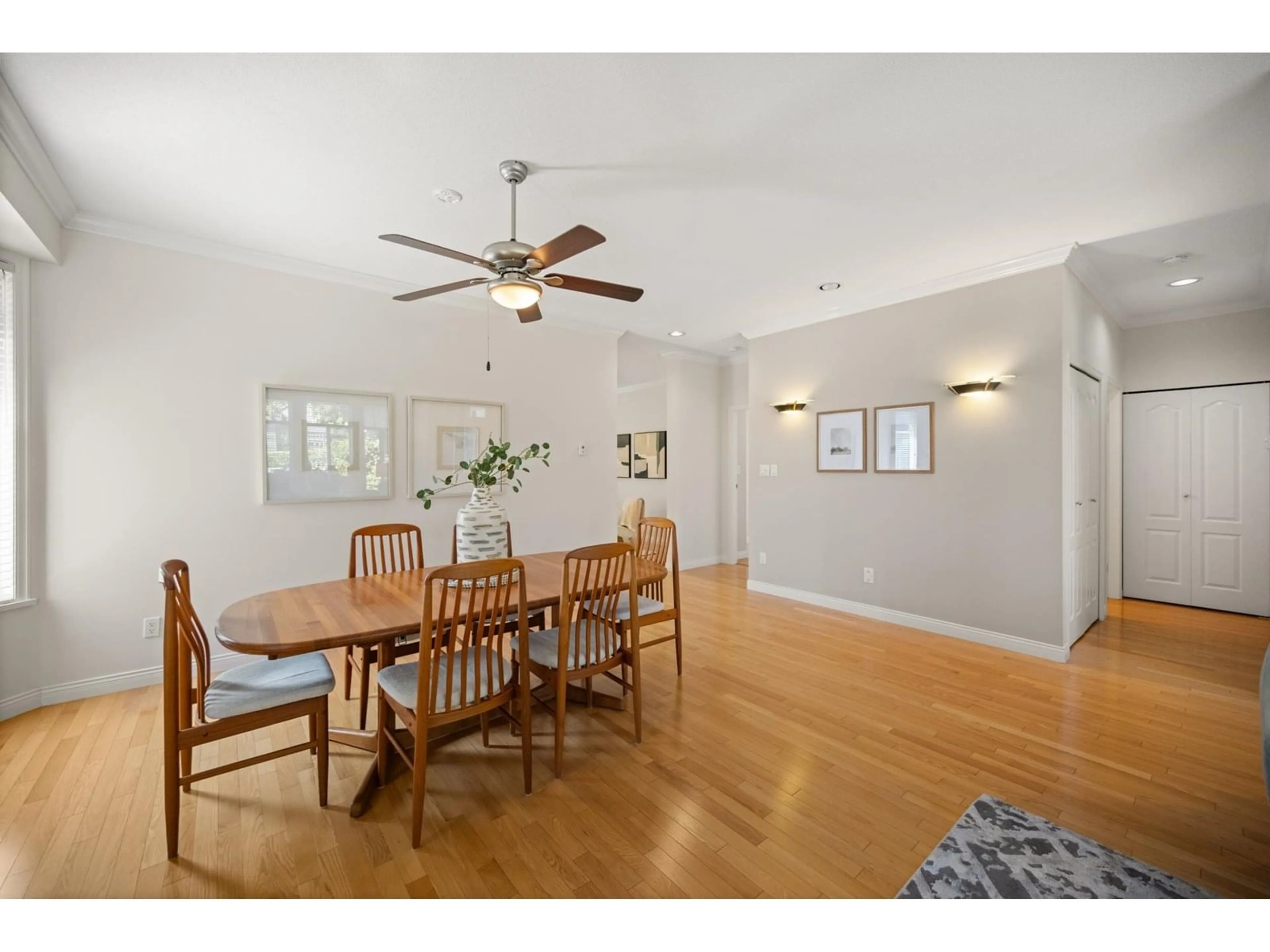 Dining room, wood/laminate floor for #71 - 14909 32, Surrey British Columbia V4P1A4