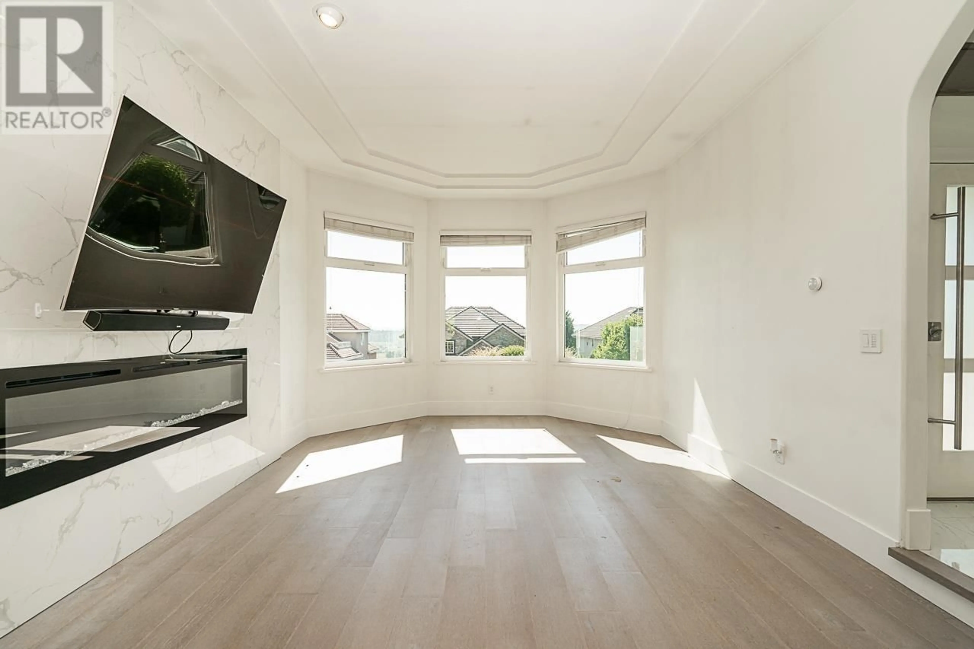 A pic of a room for 2246 SICAMOUS AVENUE, Coquitlam British Columbia V3K6R9