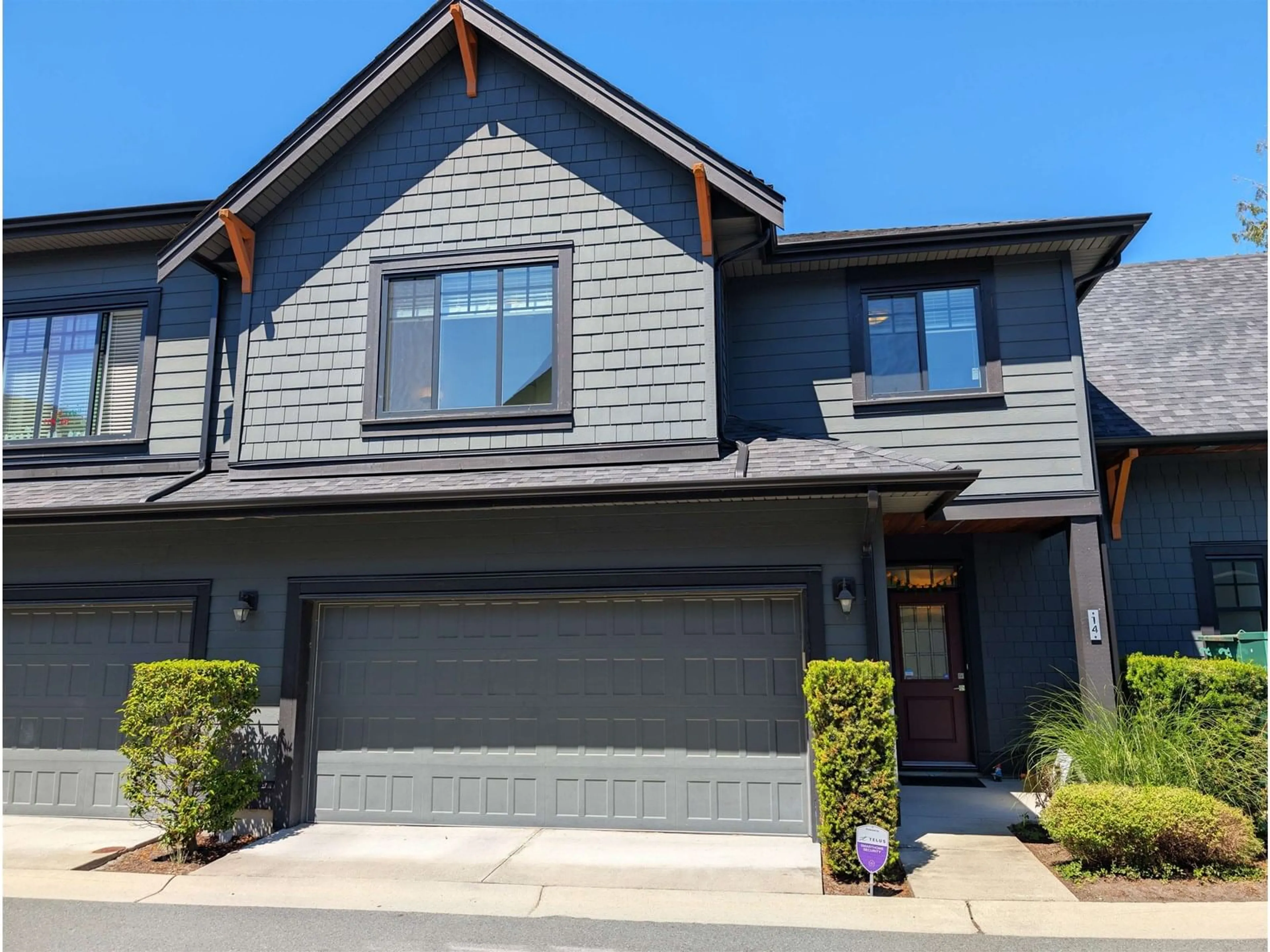 Home with vinyl exterior material, street for 14 - 8425 VENTURE, Surrey British Columbia V4N6S5