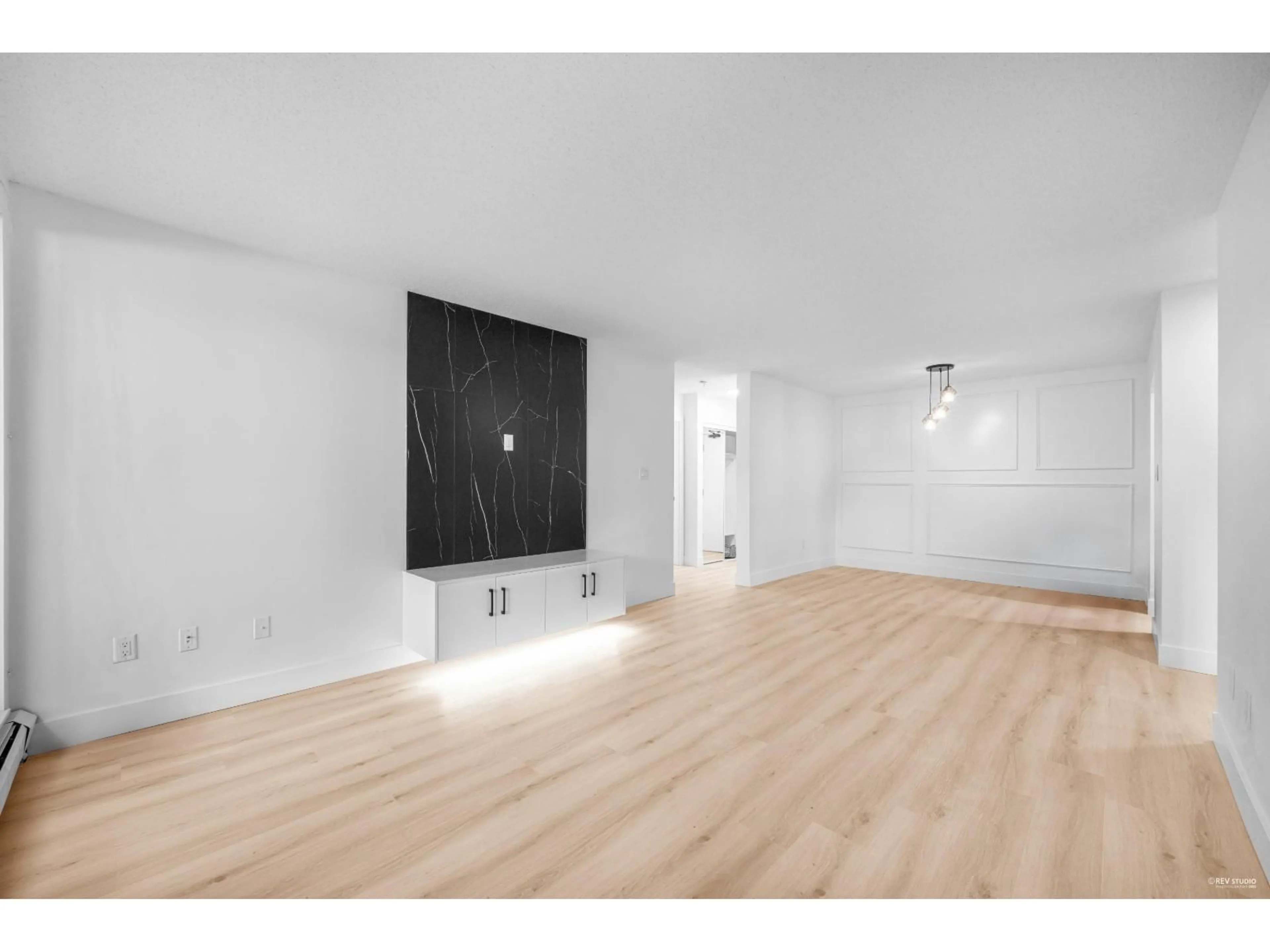 A pic of a room for 111 - 10698 151A, Surrey British Columbia V3R8T5