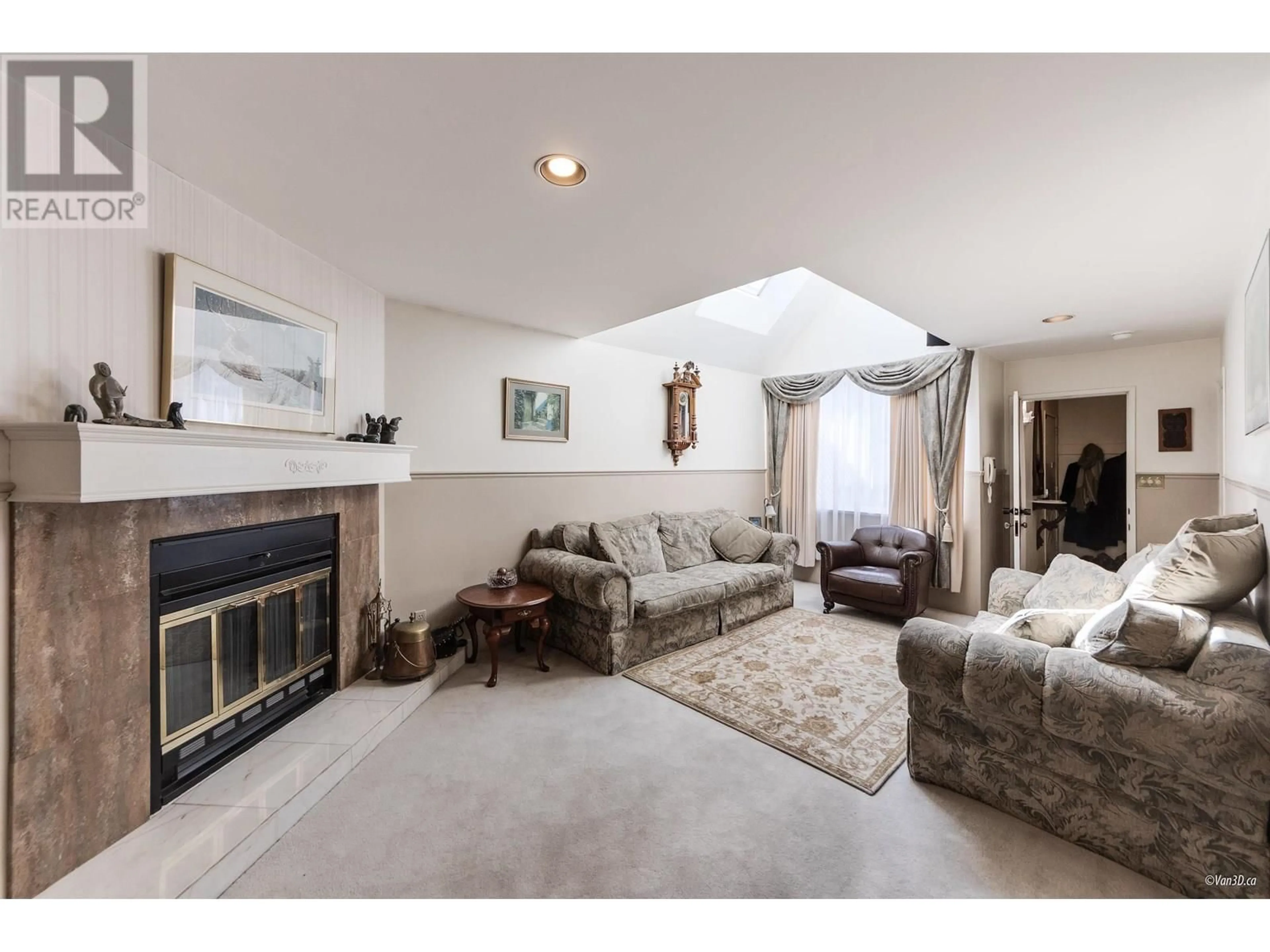 Living room with furniture, unknown for 2141 47TH AVENUE, Vancouver British Columbia V6M2M6