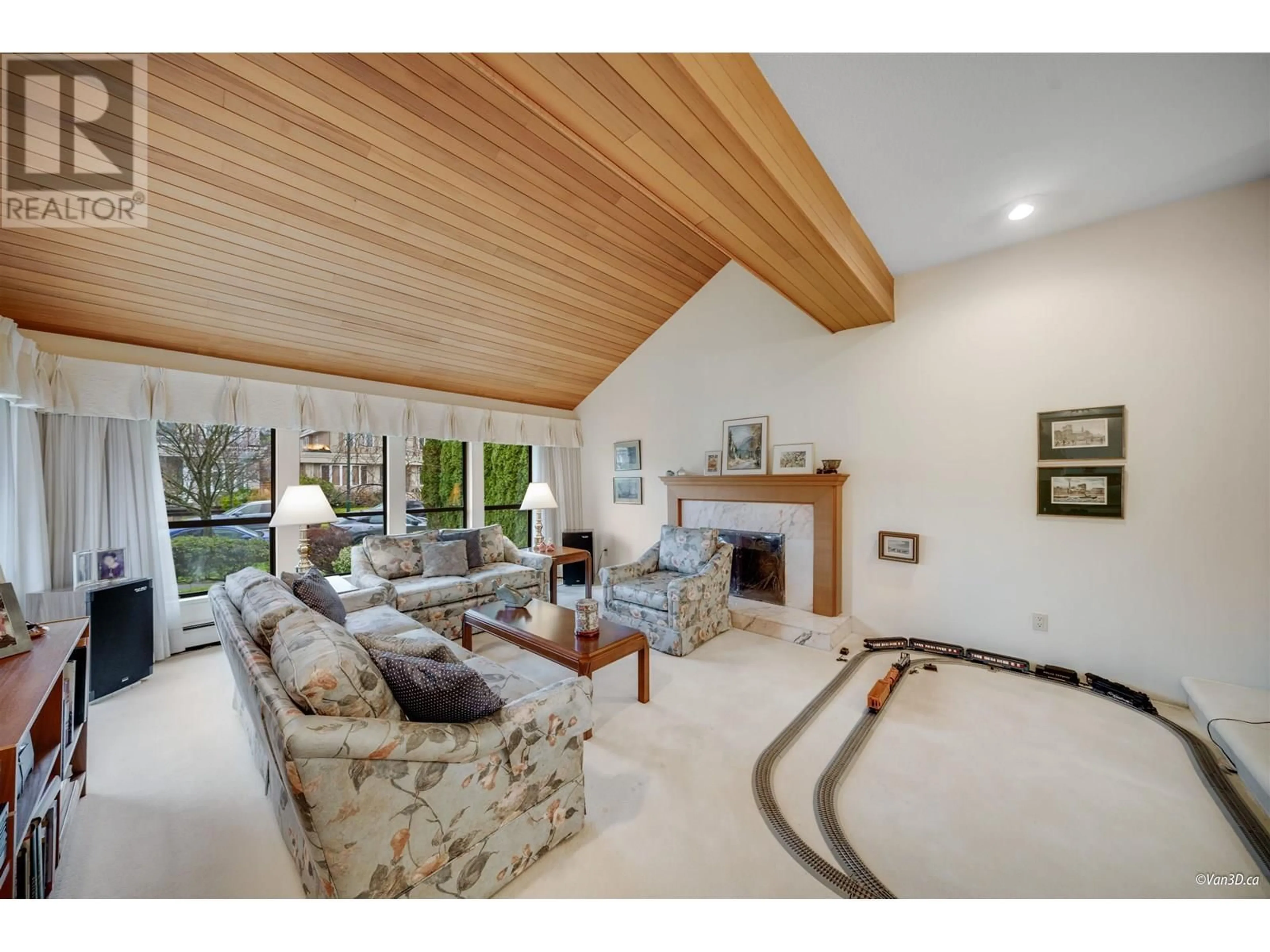 Unknown for 2755 ALAMEIN AVENUE, Vancouver British Columbia V6L1S1
