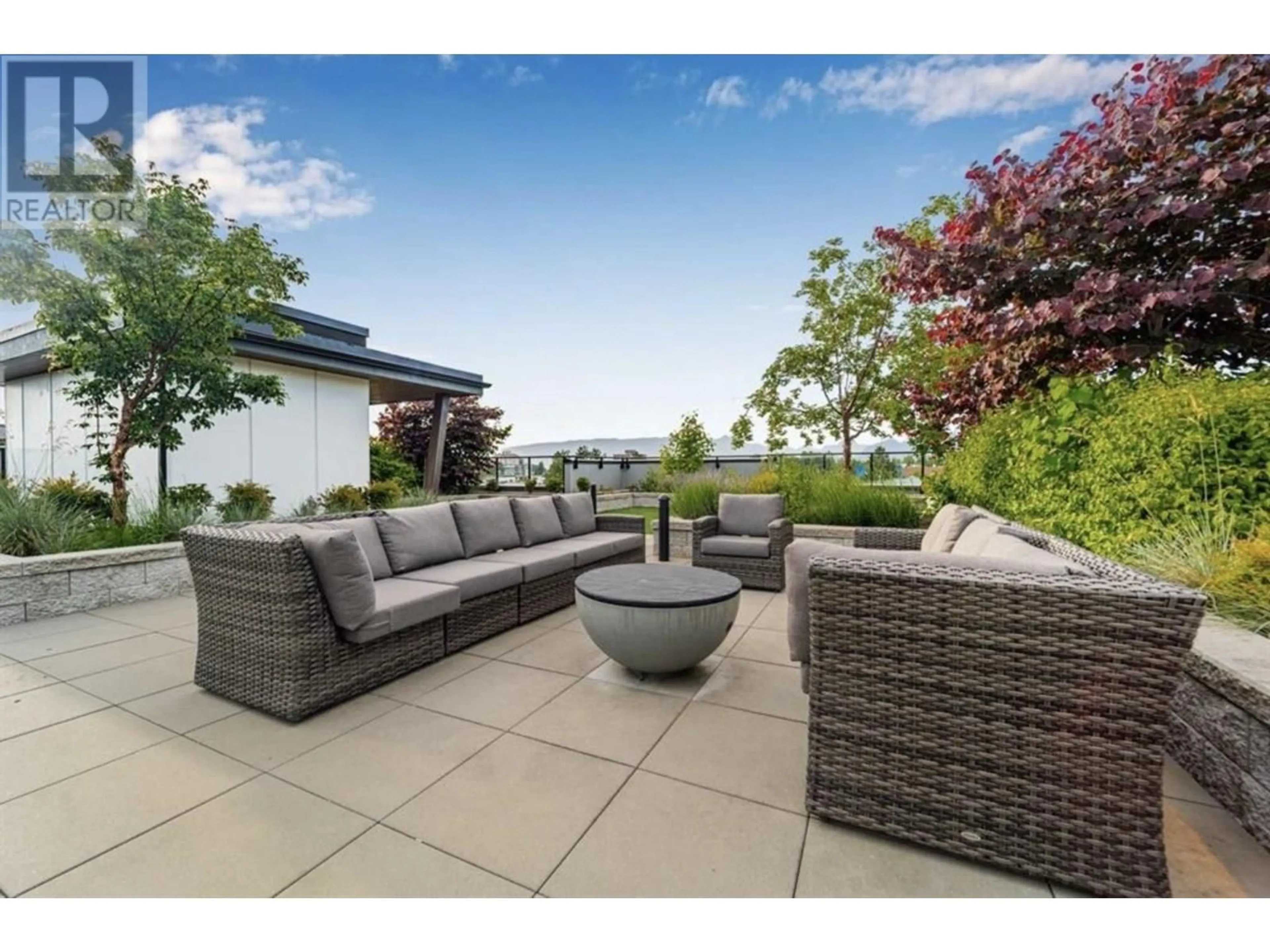 Patio, water/lake/river/ocean view for 104 - 11718 224 STREET, Maple Ridge British Columbia V2X6A2