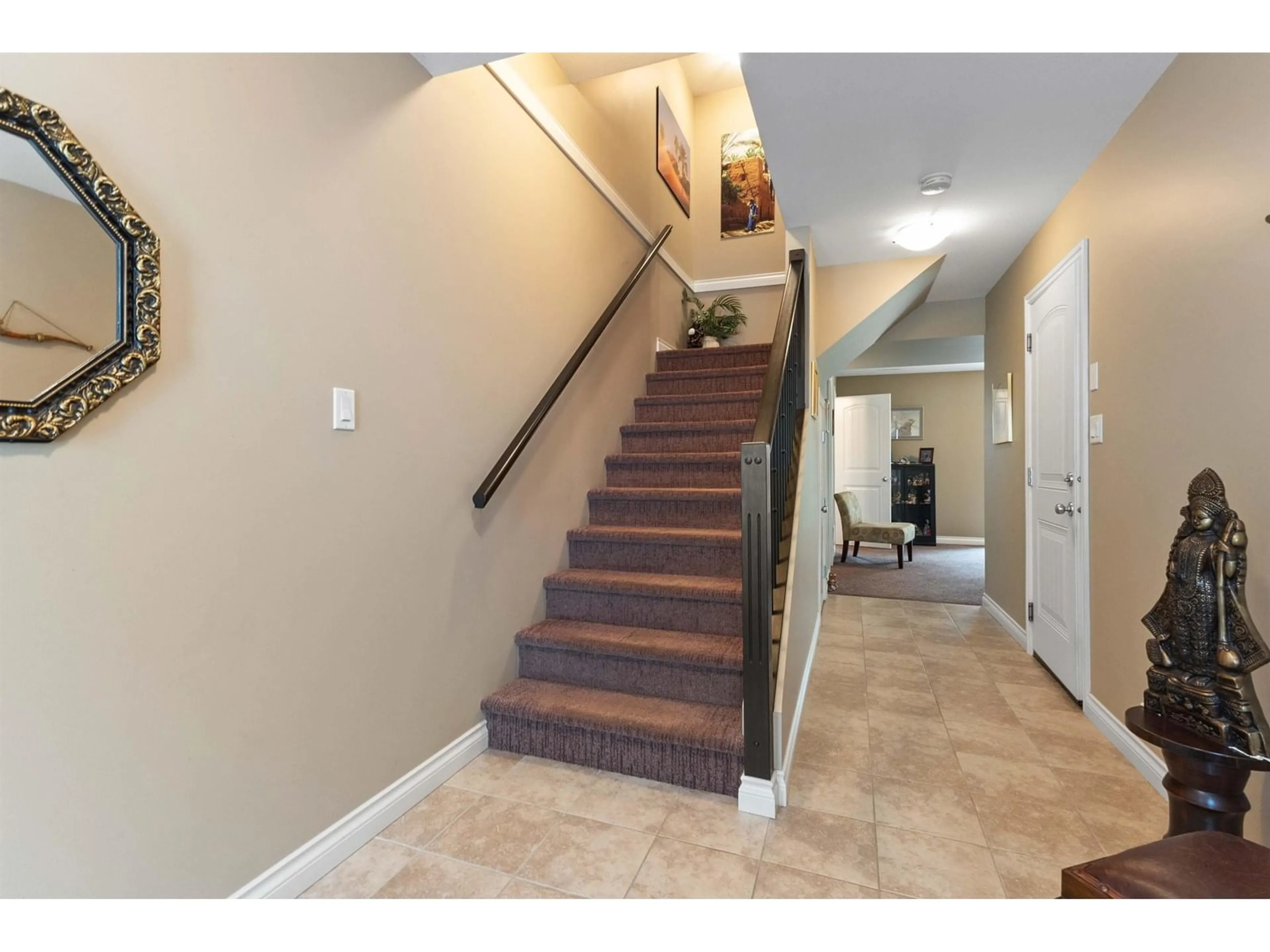 Indoor foyer for 26 - 1609 AGASSIZ-ROSEDALE HIGHWAY NO 9 HIGHWAY, Agassiz British Columbia V0M1A3