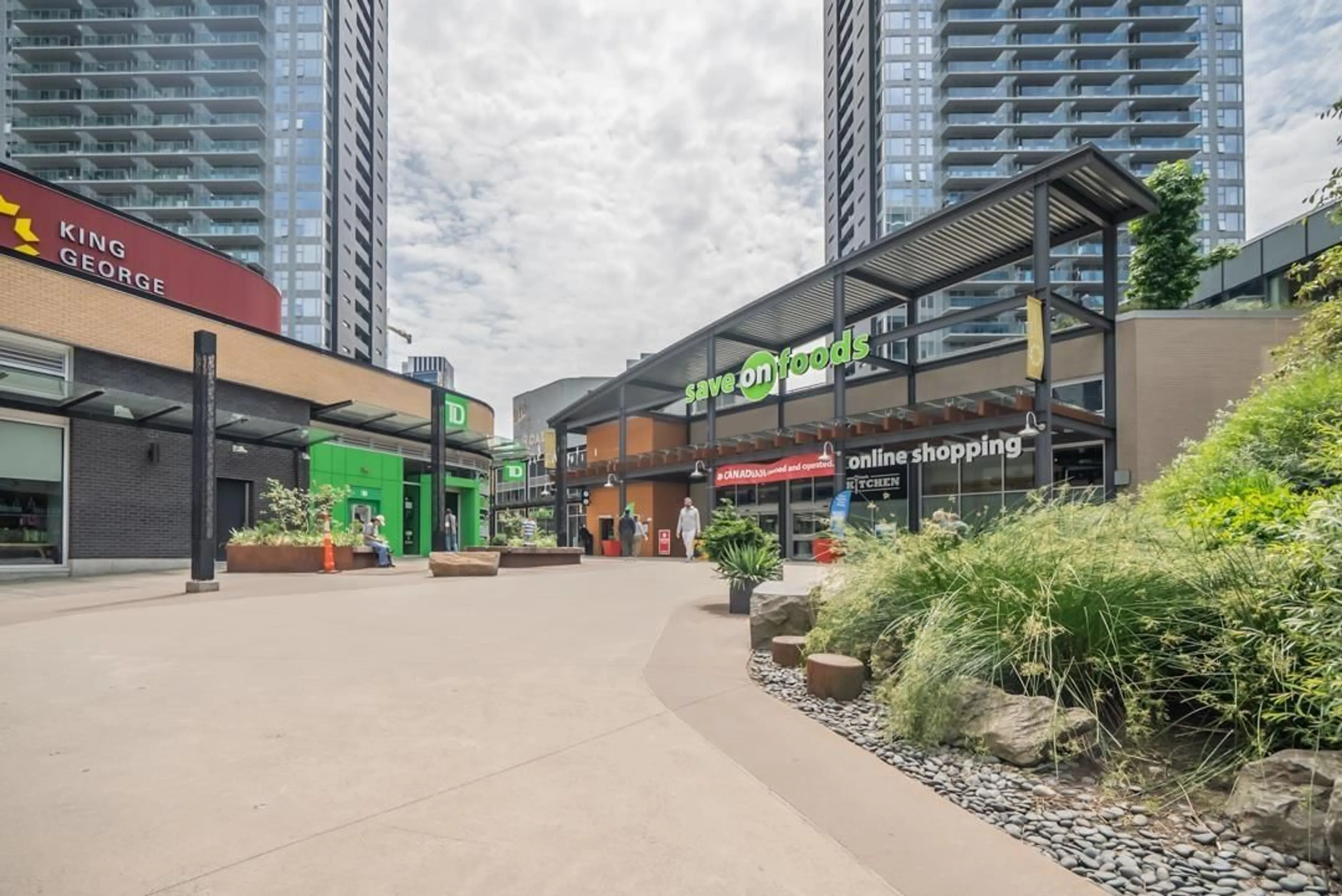 Patio, street for 3103 - 13725 GEORGE JUNCTION, Surrey British Columbia V3T0V7