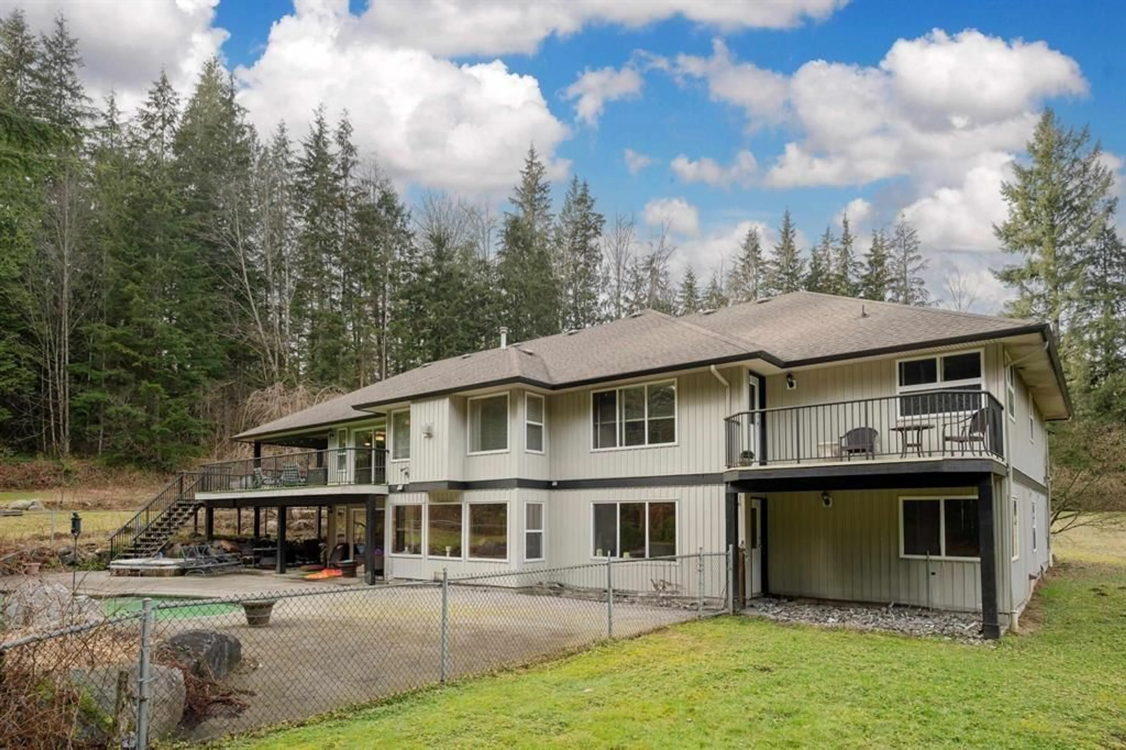 A pic from outside/outdoor area/front of a property/back of a property/a pic from drone, unknown for 12236 POWELL, Mission British Columbia V4S1C1