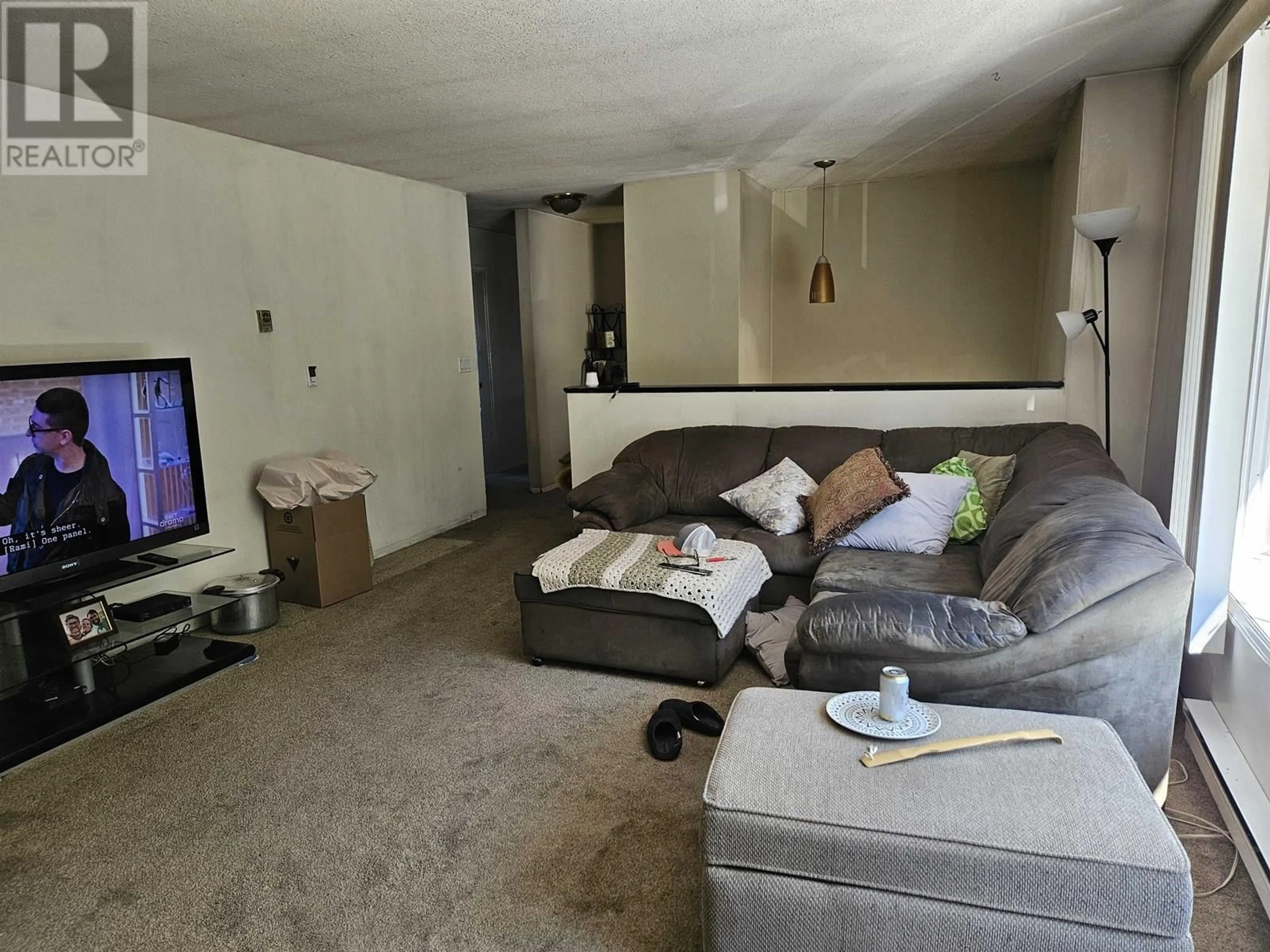 Living room with furniture, unknown for 1720 HAZEL STREET, Williams Lake British Columbia V2G3C8