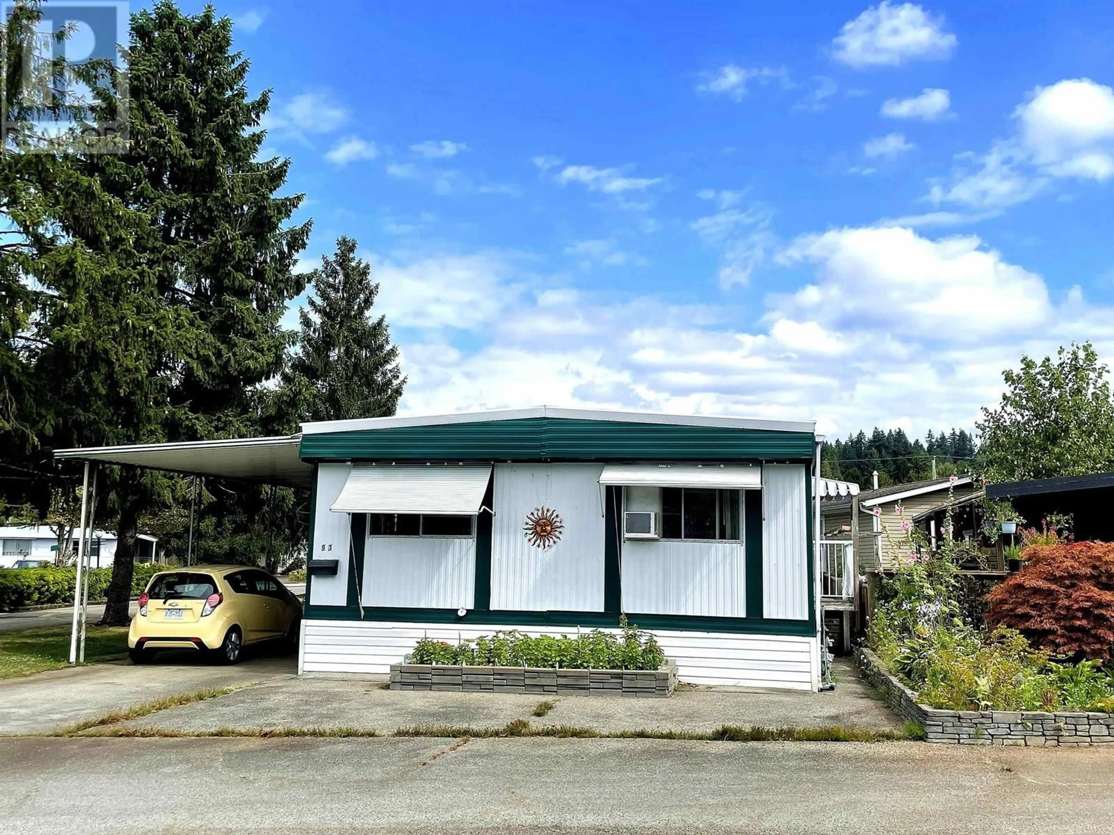Home with vinyl exterior material, unknown for 93 - 201 CAYER STREET, Coquitlam British Columbia V3K5A9