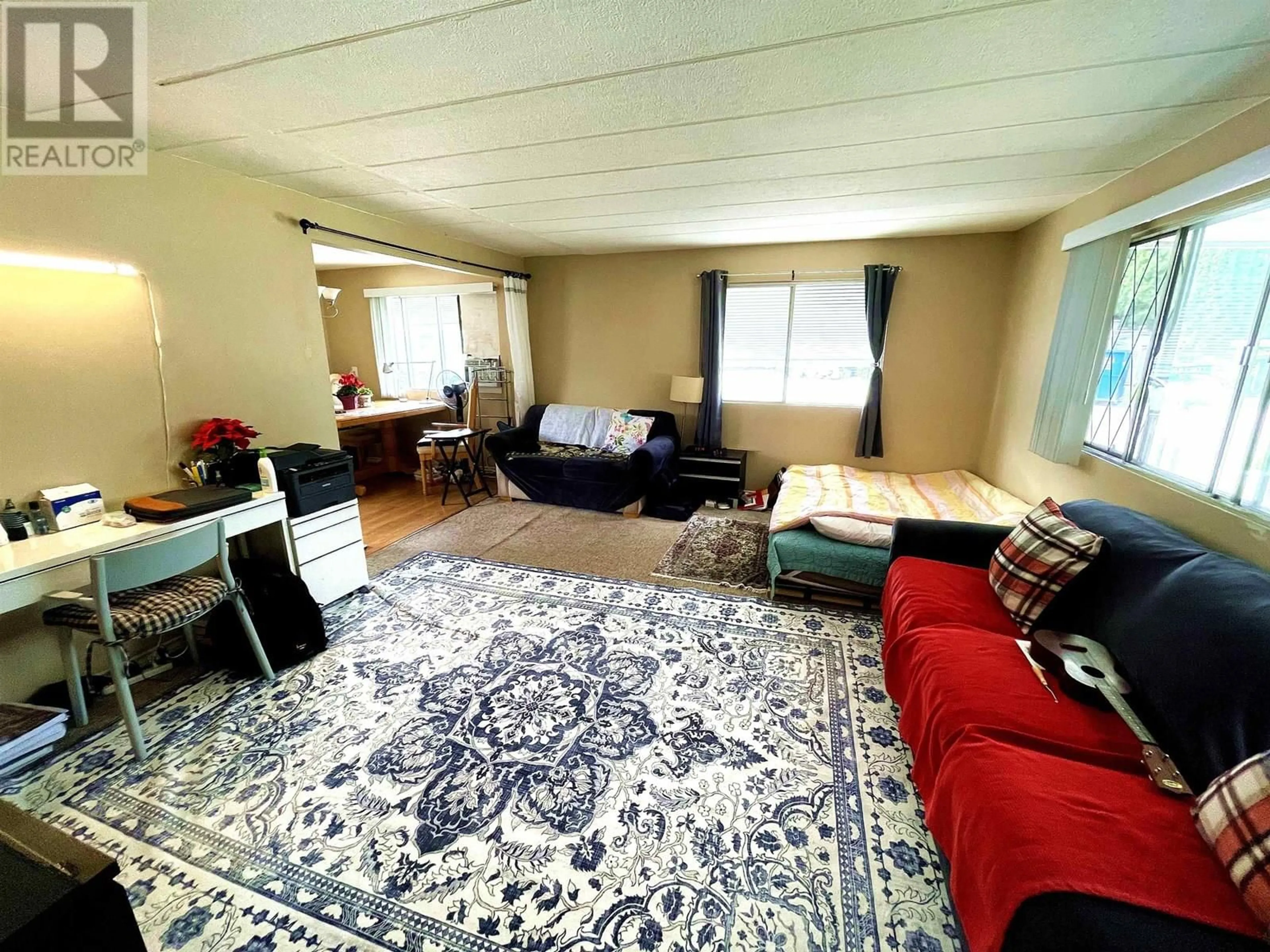 A pic of a room for 93 - 201 CAYER STREET, Coquitlam British Columbia V3K5A9