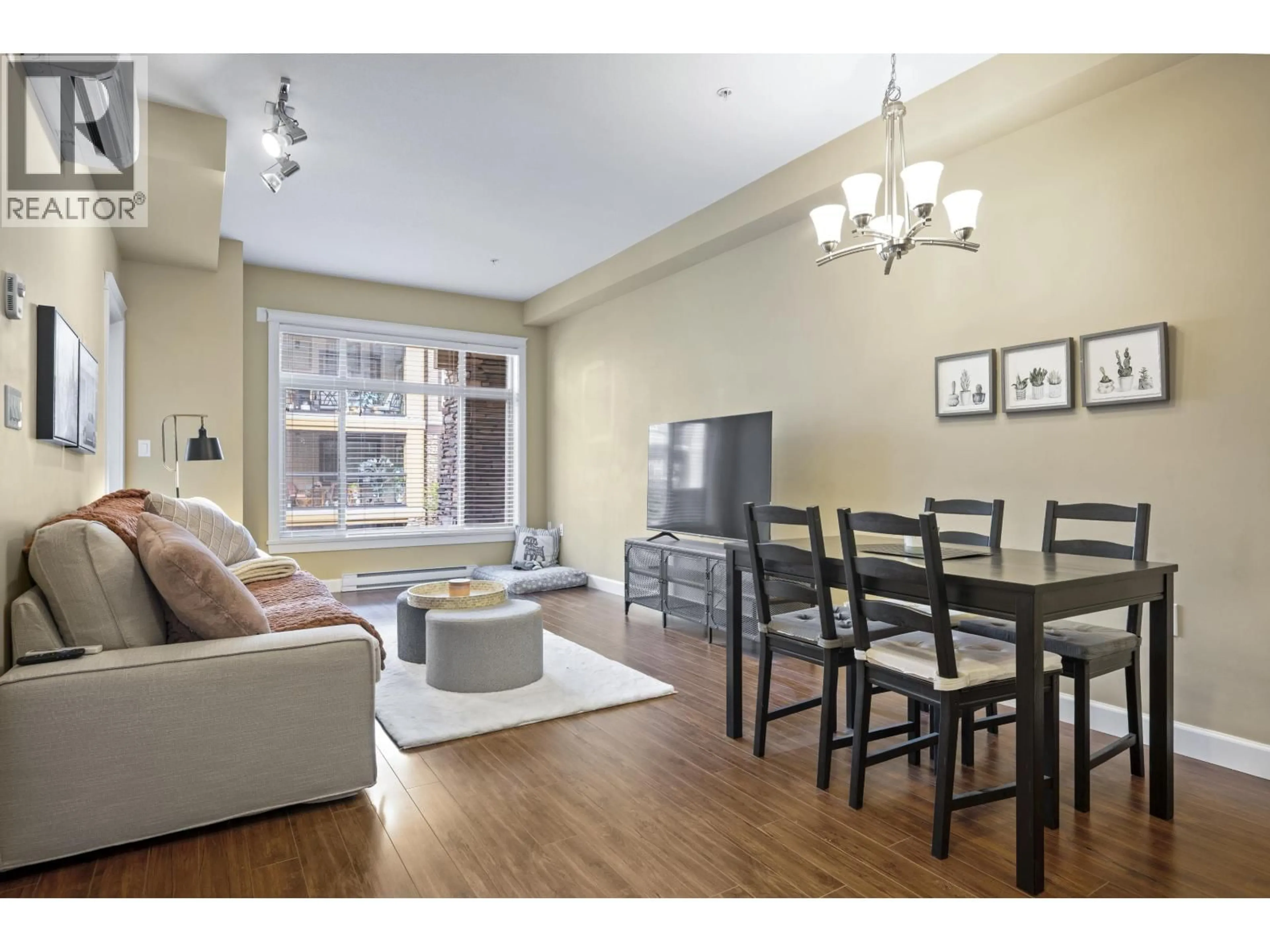 Living room with furniture, wood/laminate floor for 216 - 12655 190A STREET, Pitt Meadows British Columbia V3Y0E1