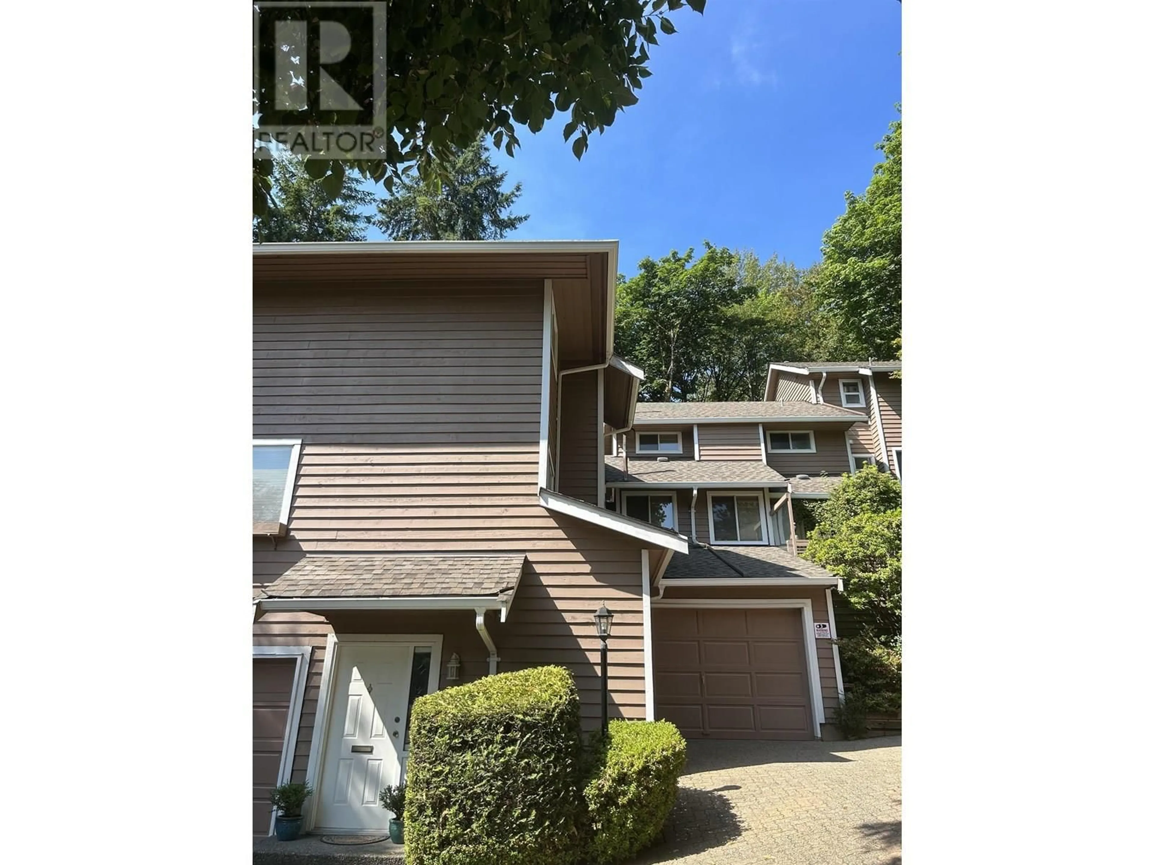 A pic from outside/outdoor area/front of a property/back of a property/a pic from drone, water/lake/river/ocean view for 44 - 9000 ASH GROVE CRESCENT, Burnaby British Columbia V5A4M3