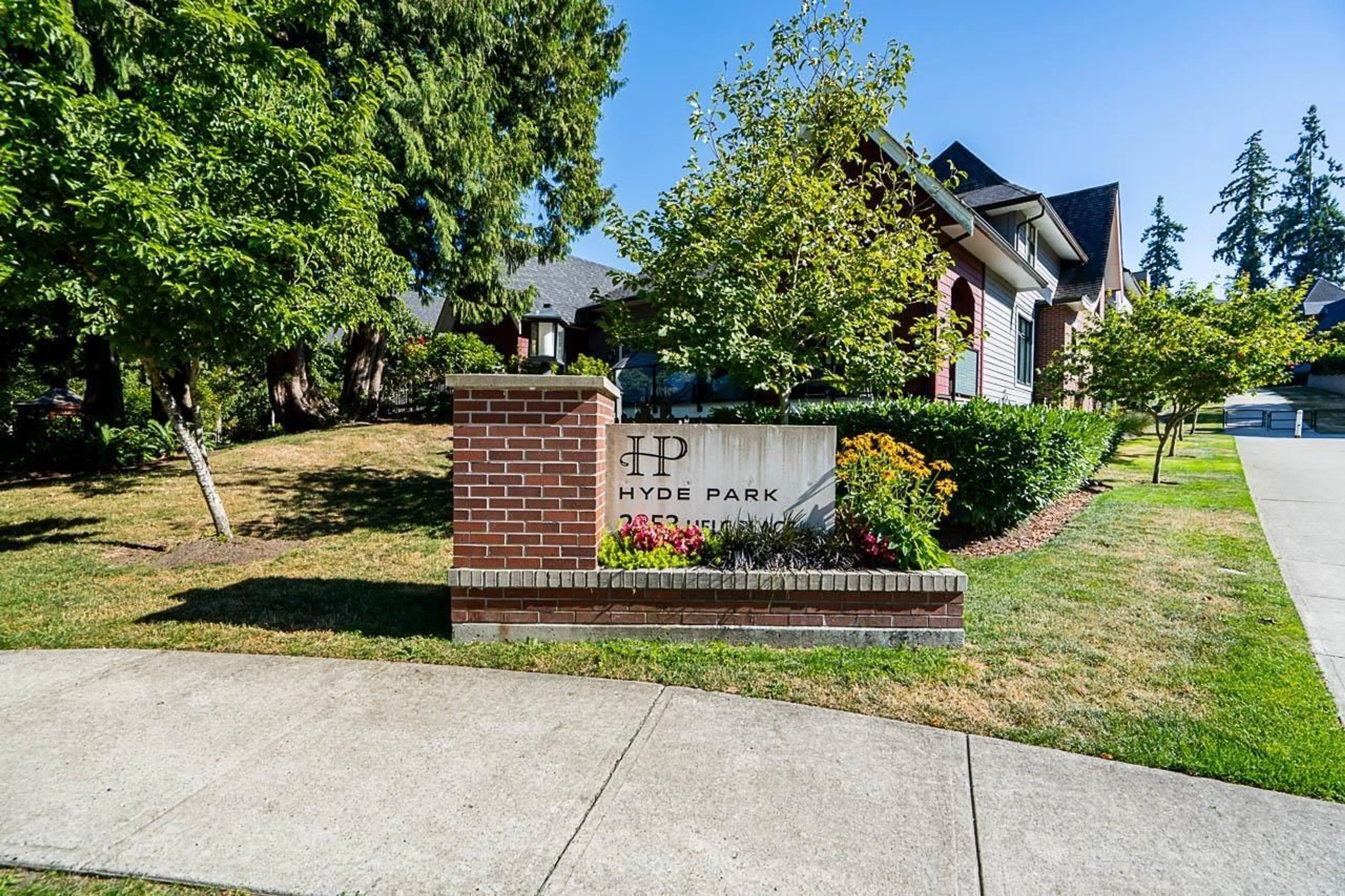 Home with brick exterior material, street for 118 - 2853 HELC, Surrey British Columbia V3Z0N5