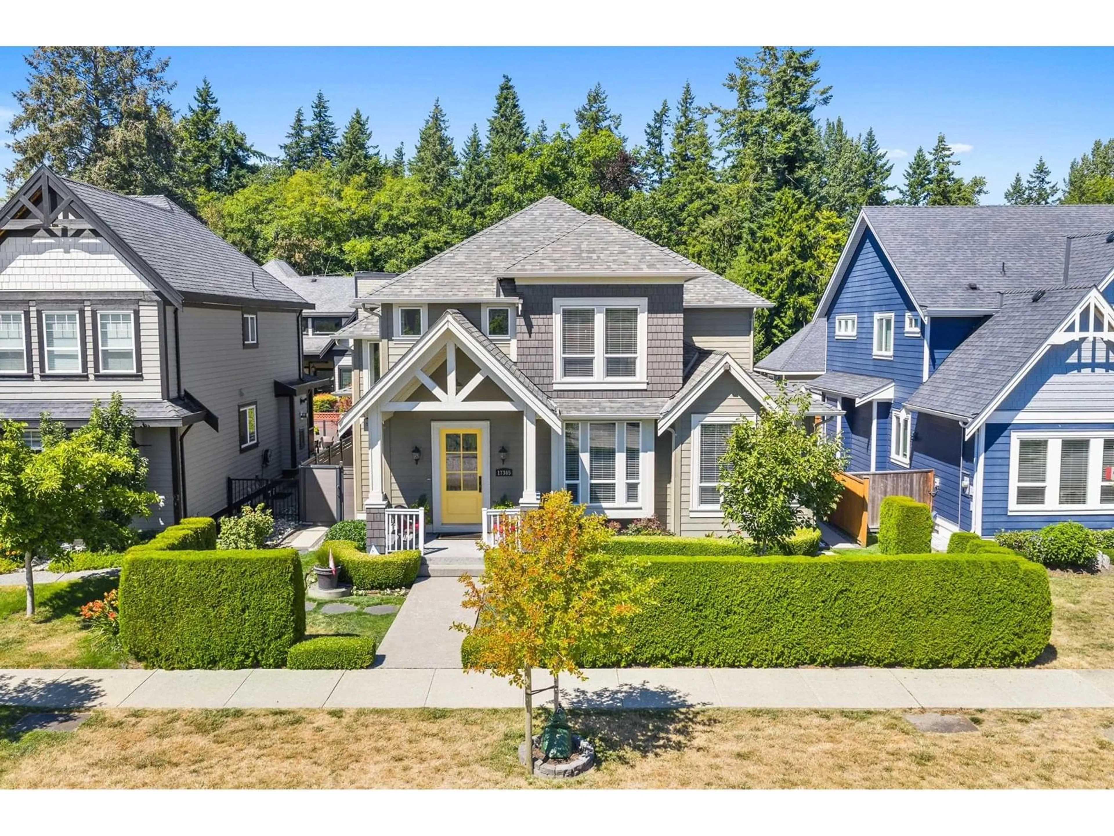 A pic from outside/outdoor area/front of a property/back of a property/a pic from drone, street for 17365 3A, Surrey British Columbia V3Z2N7