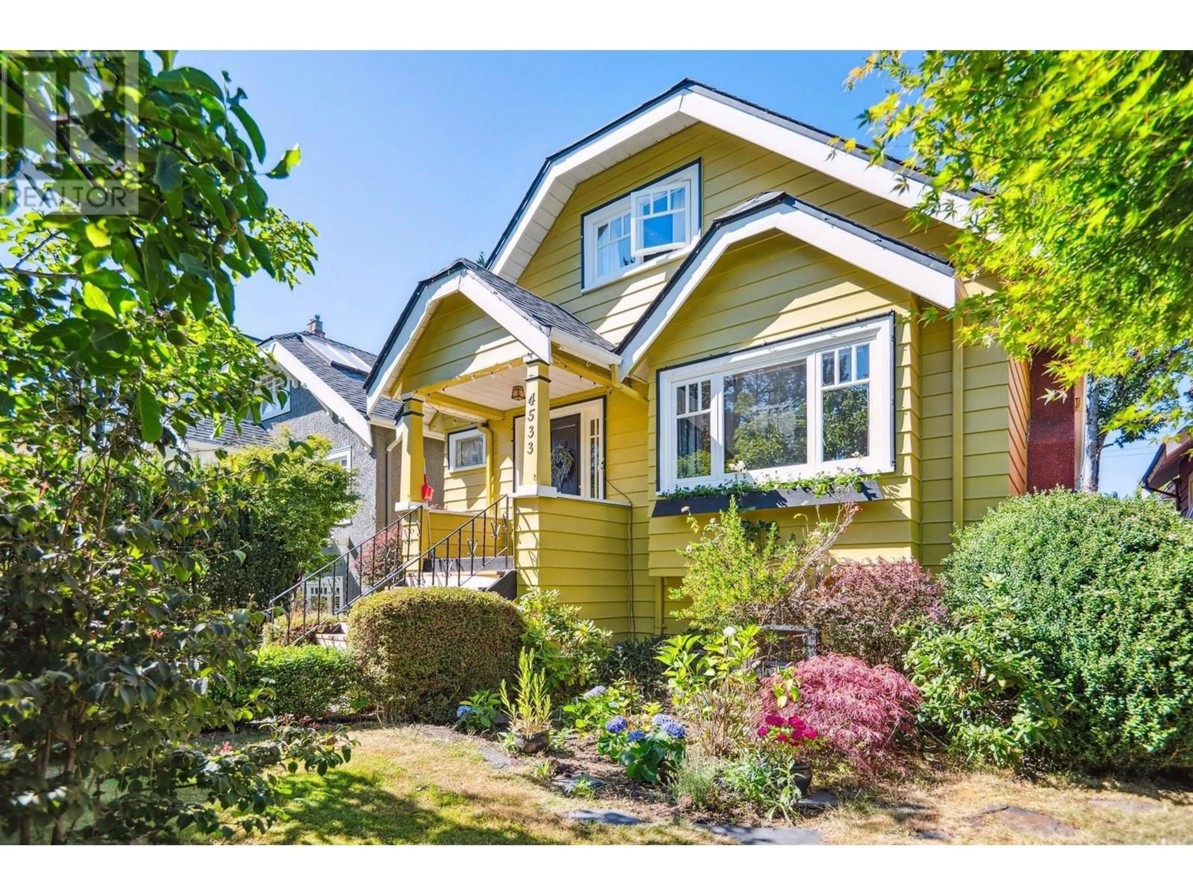 Home with vinyl exterior material, street for 4533 8TH AVENUE, Vancouver British Columbia V6R2A4