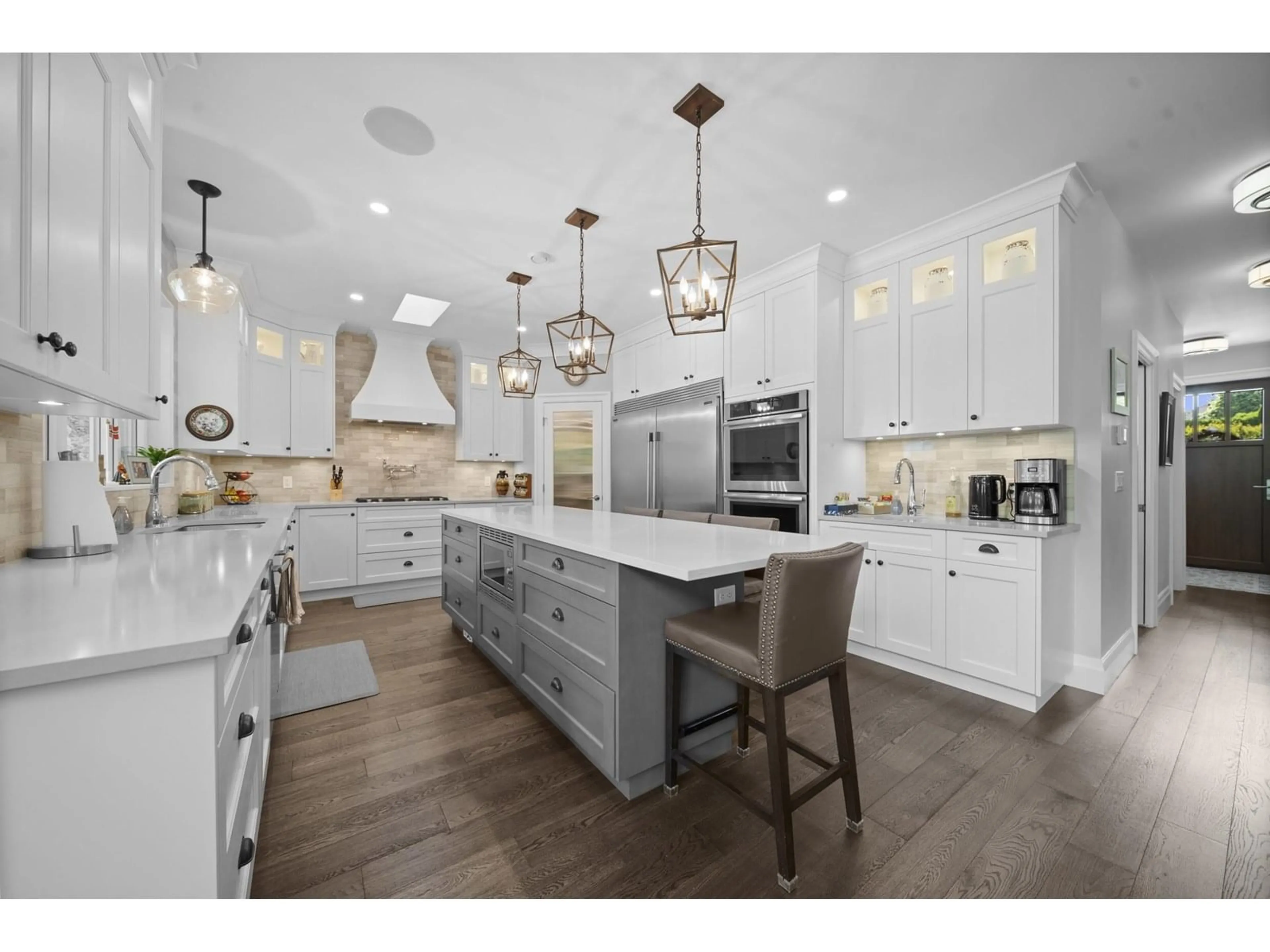 Open concept kitchen, unknown for 9868 181, Surrey British Columbia V4N4V6
