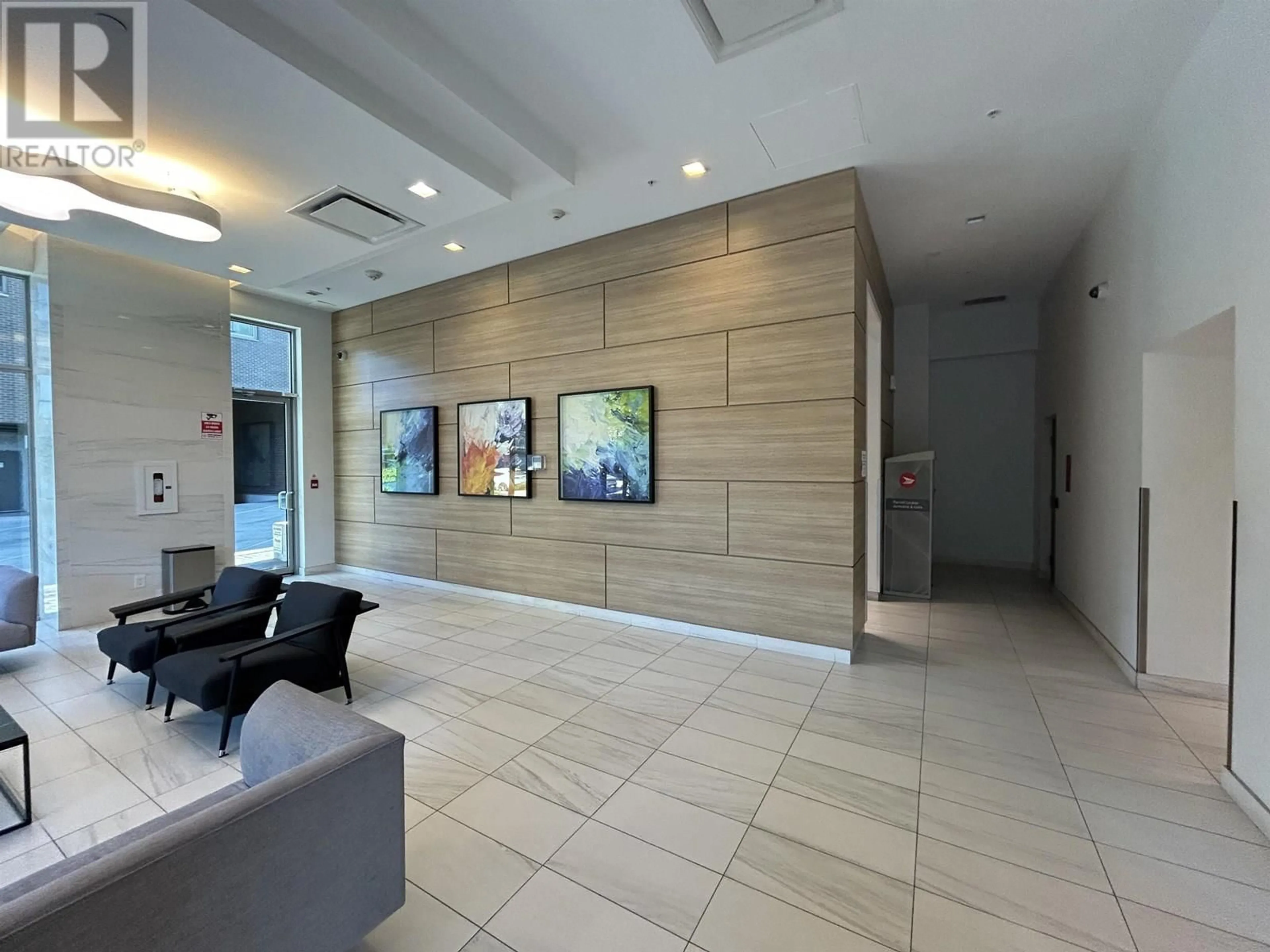 Lobby for 505 - 5515 BOUNDARY ROAD, Vancouver British Columbia V5R0E3