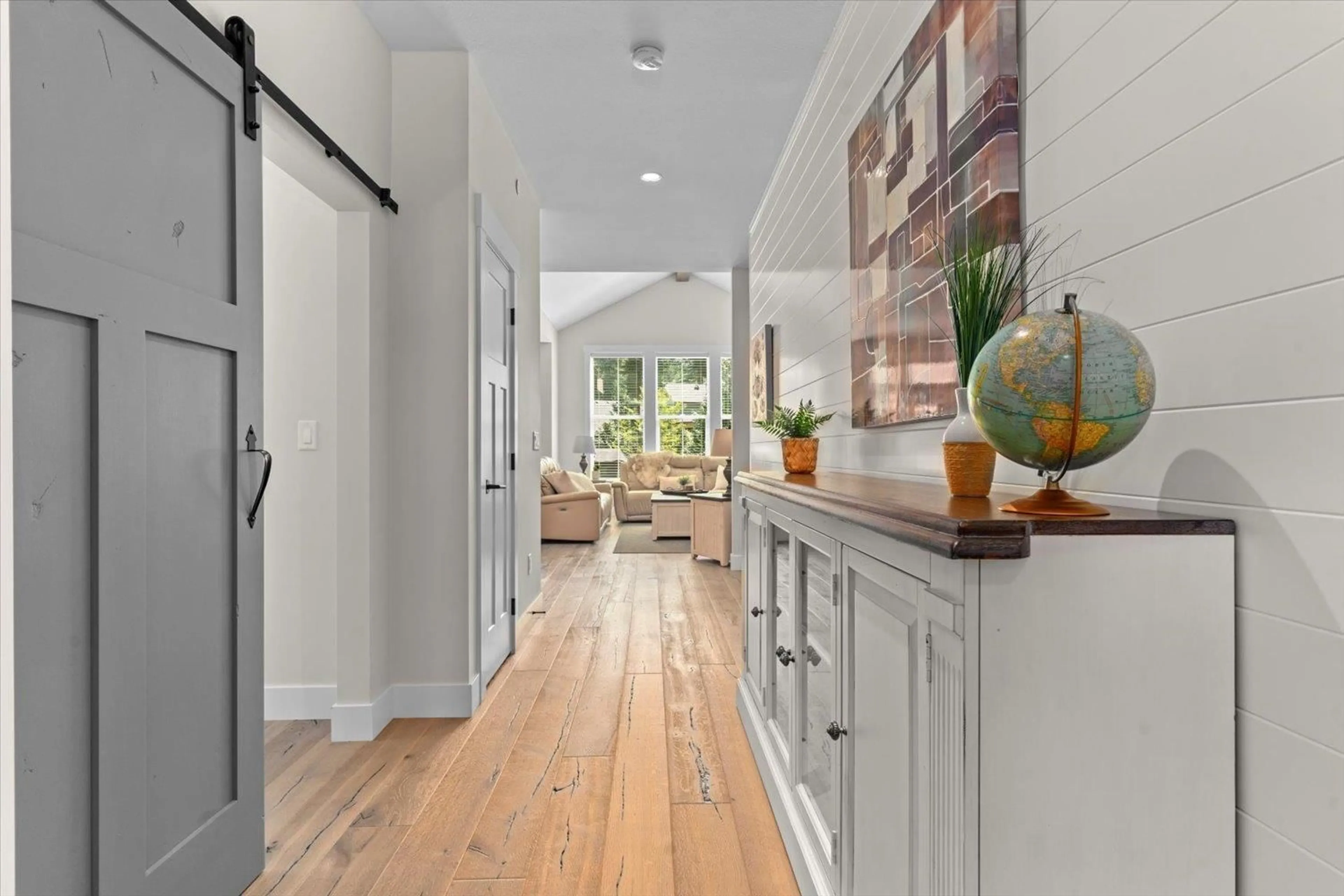 Indoor entryway for 43325 CREEKSIDE CIRCLE, Lindell Beach British Columbia V2R0Z4