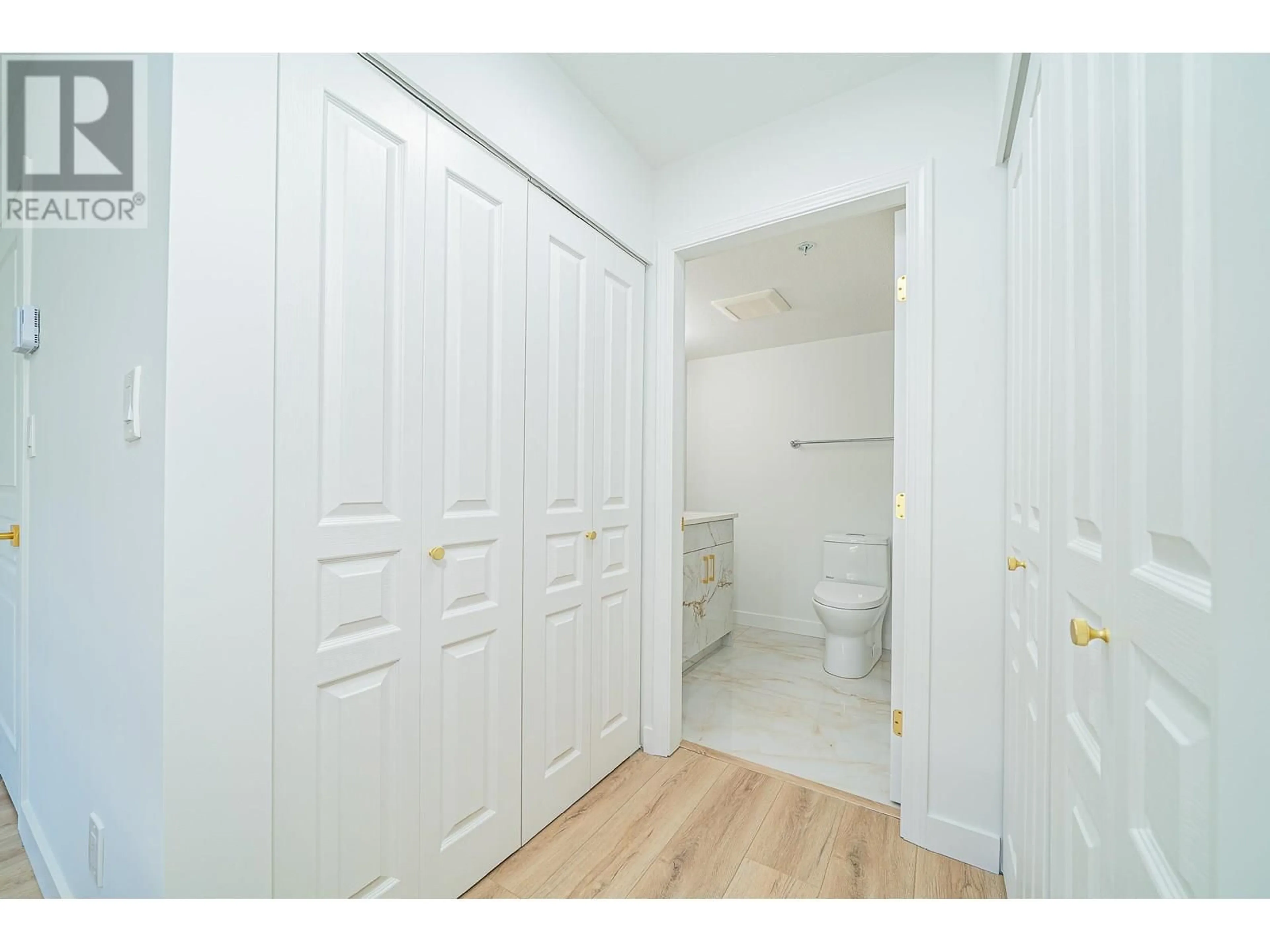 Storage room or clothes room or walk-in closet for 211 - 7117 ANTRIM AVENUE, Burnaby British Columbia V5J5K1