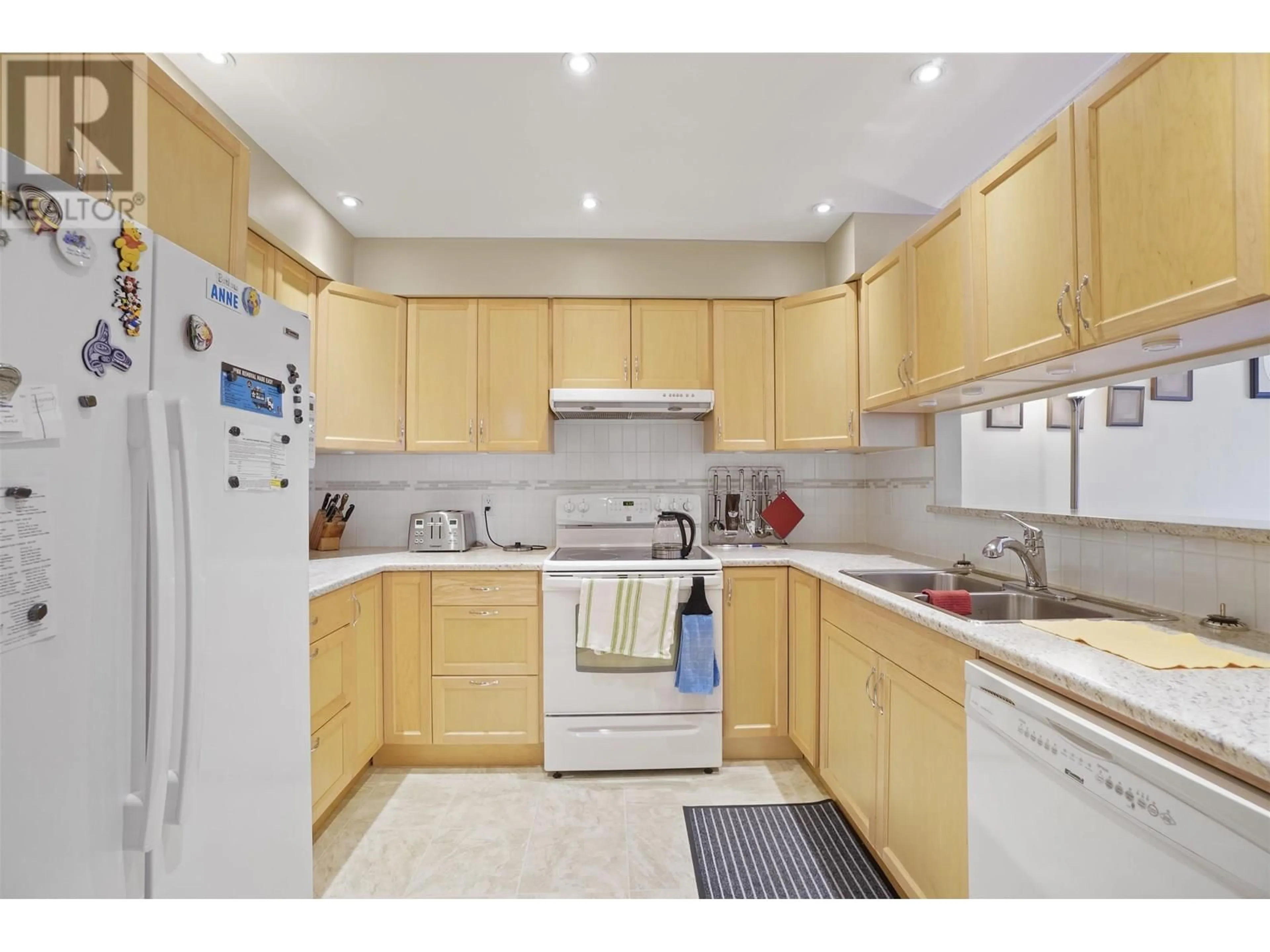 Standard kitchen, unknown for 105 - 7580 MINORU BOULEVARD, Richmond British Columbia V6Y1Z5