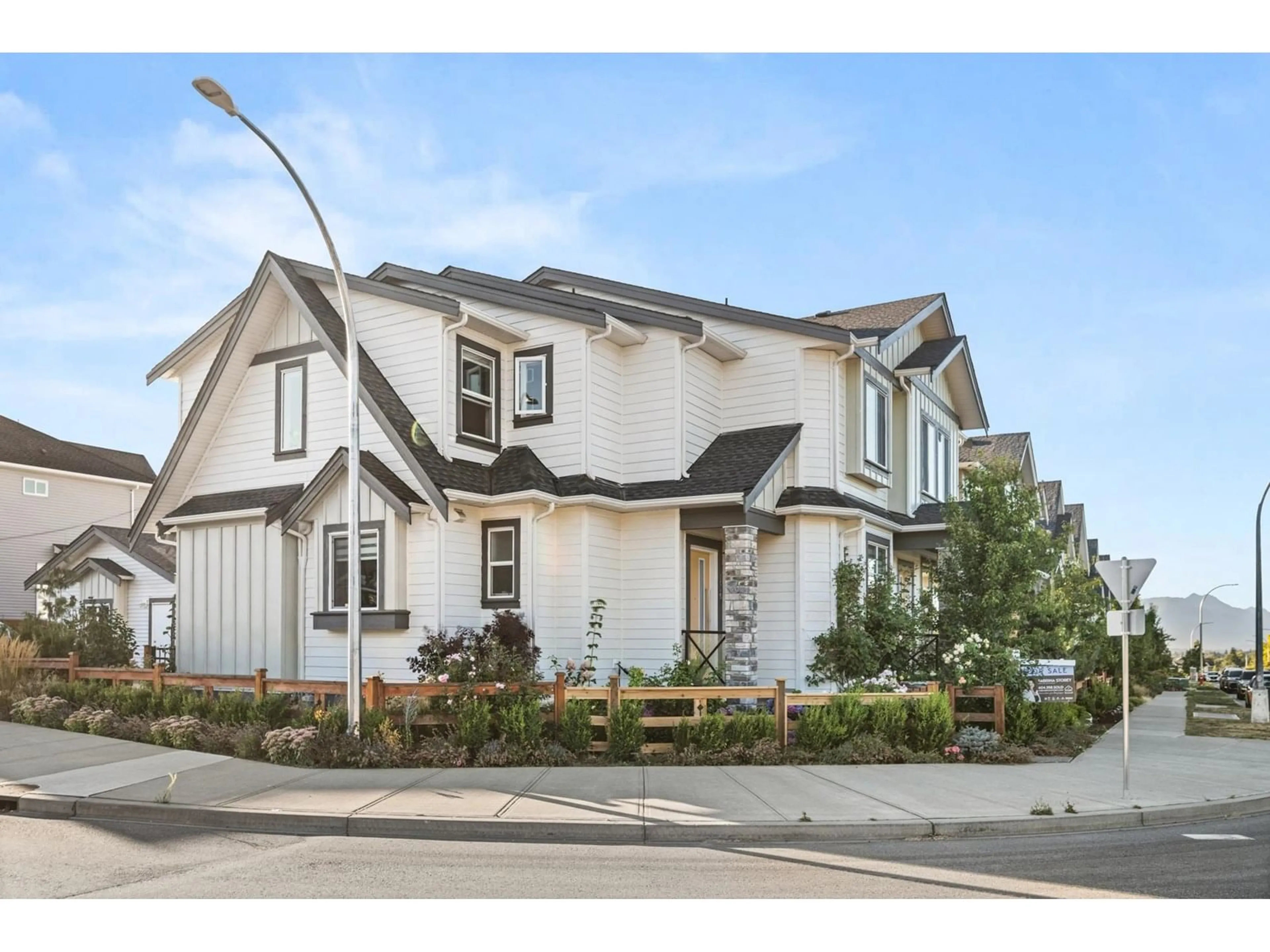 Home with vinyl exterior material, street for 7415 197, Langley British Columbia V2Y3R6