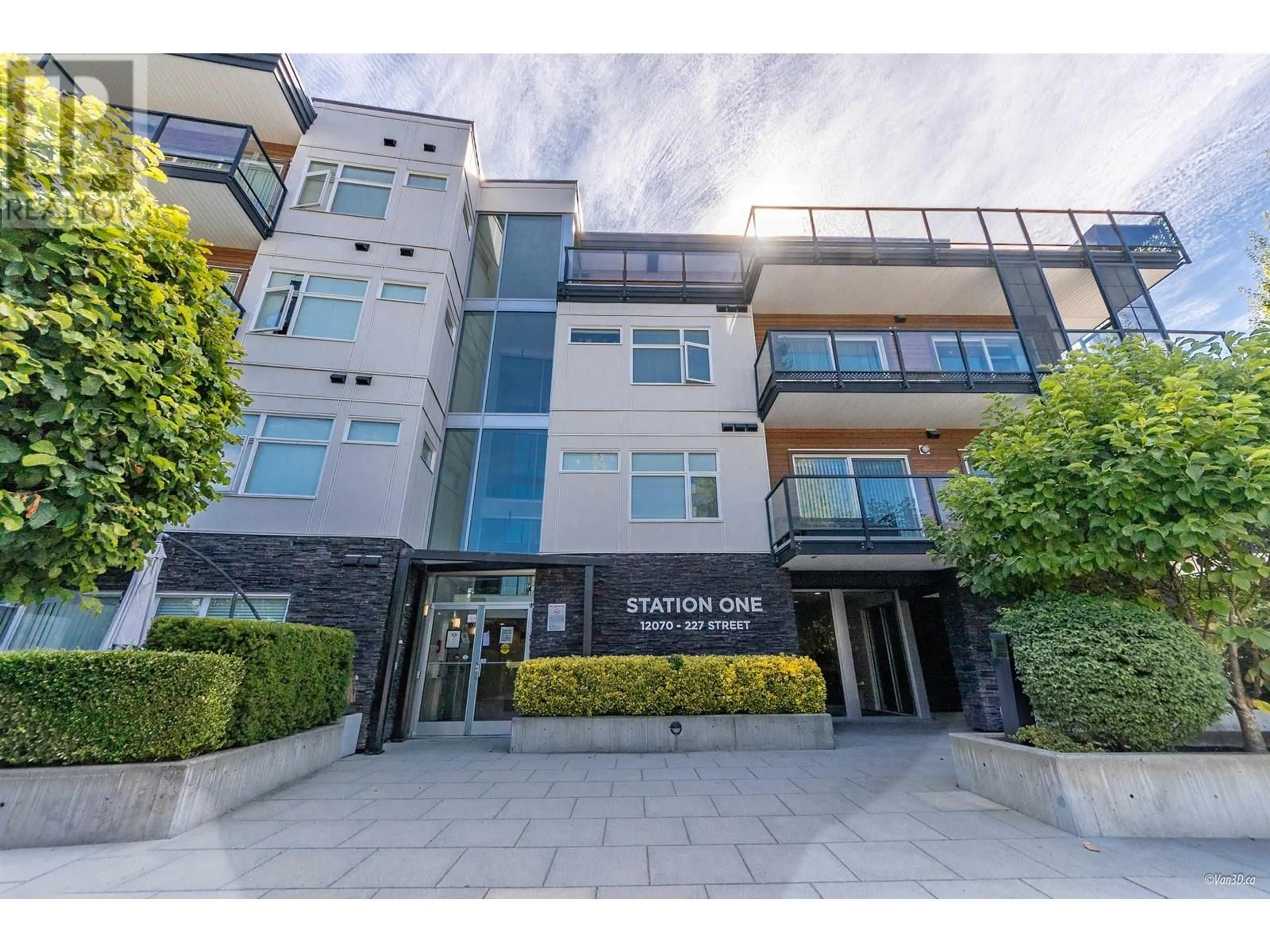 A pic from outside/outdoor area/front of a property/back of a property/a pic from drone, unknown for 304 - 12070 227 STREET, Maple Ridge British Columbia V2X9H2