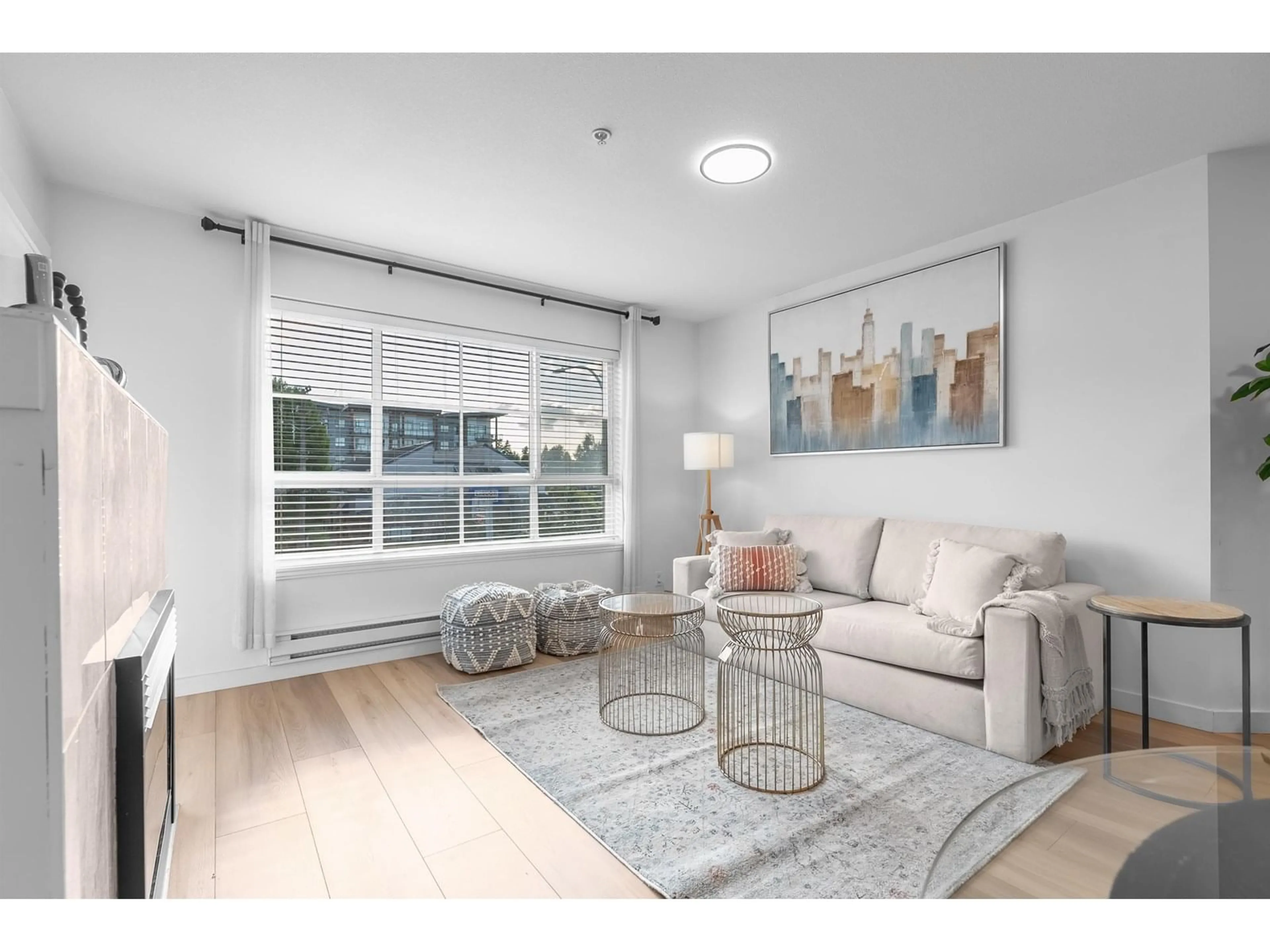 Living room with furniture, unknown for 314 - 6960 120, Surrey British Columbia V3W1V4