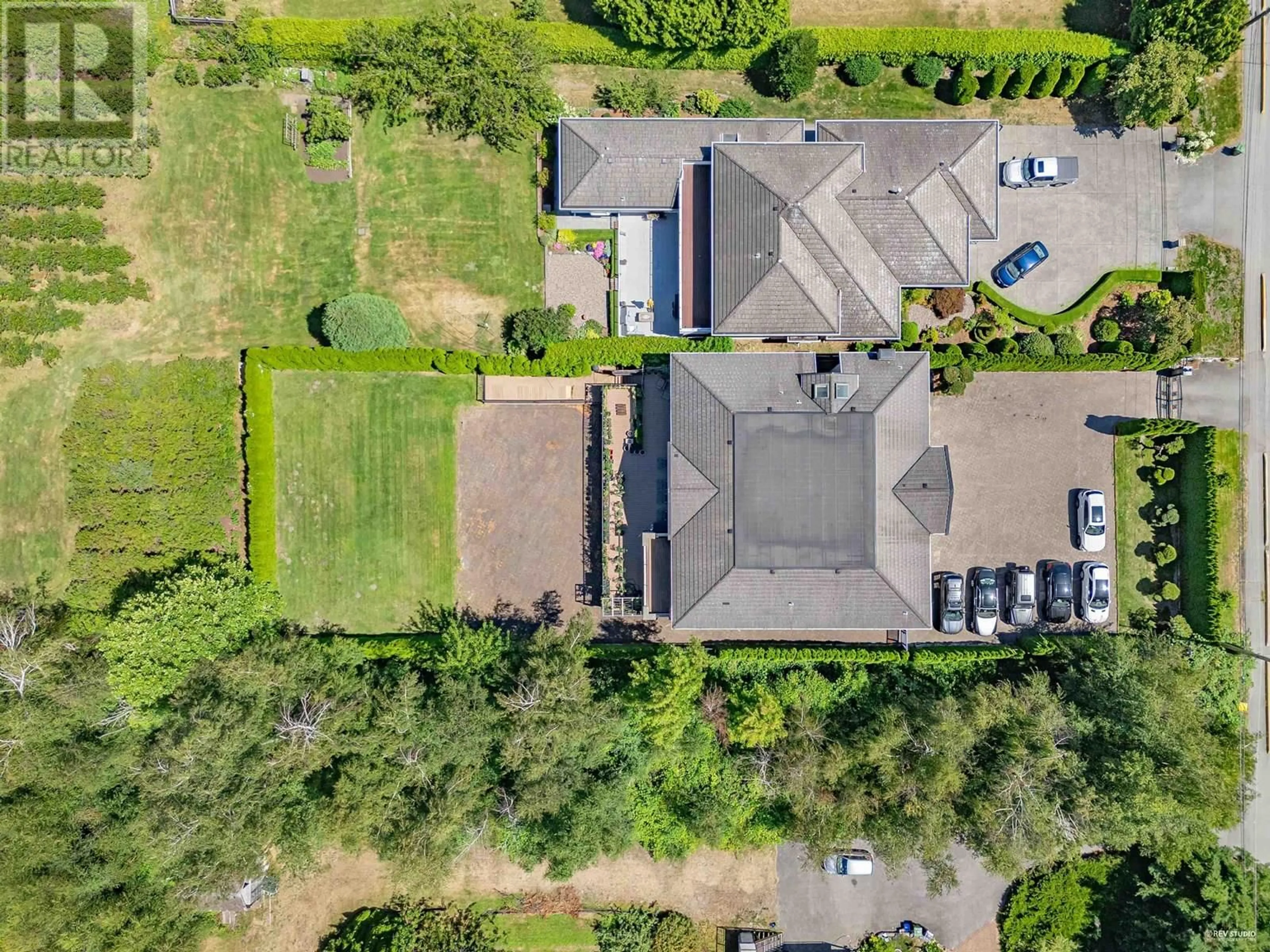 A pic from outside/outdoor area/front of a property/back of a property/a pic from drone, building for 10651 GRANVILLE AVENUE, Richmond British Columbia V6Y1R5