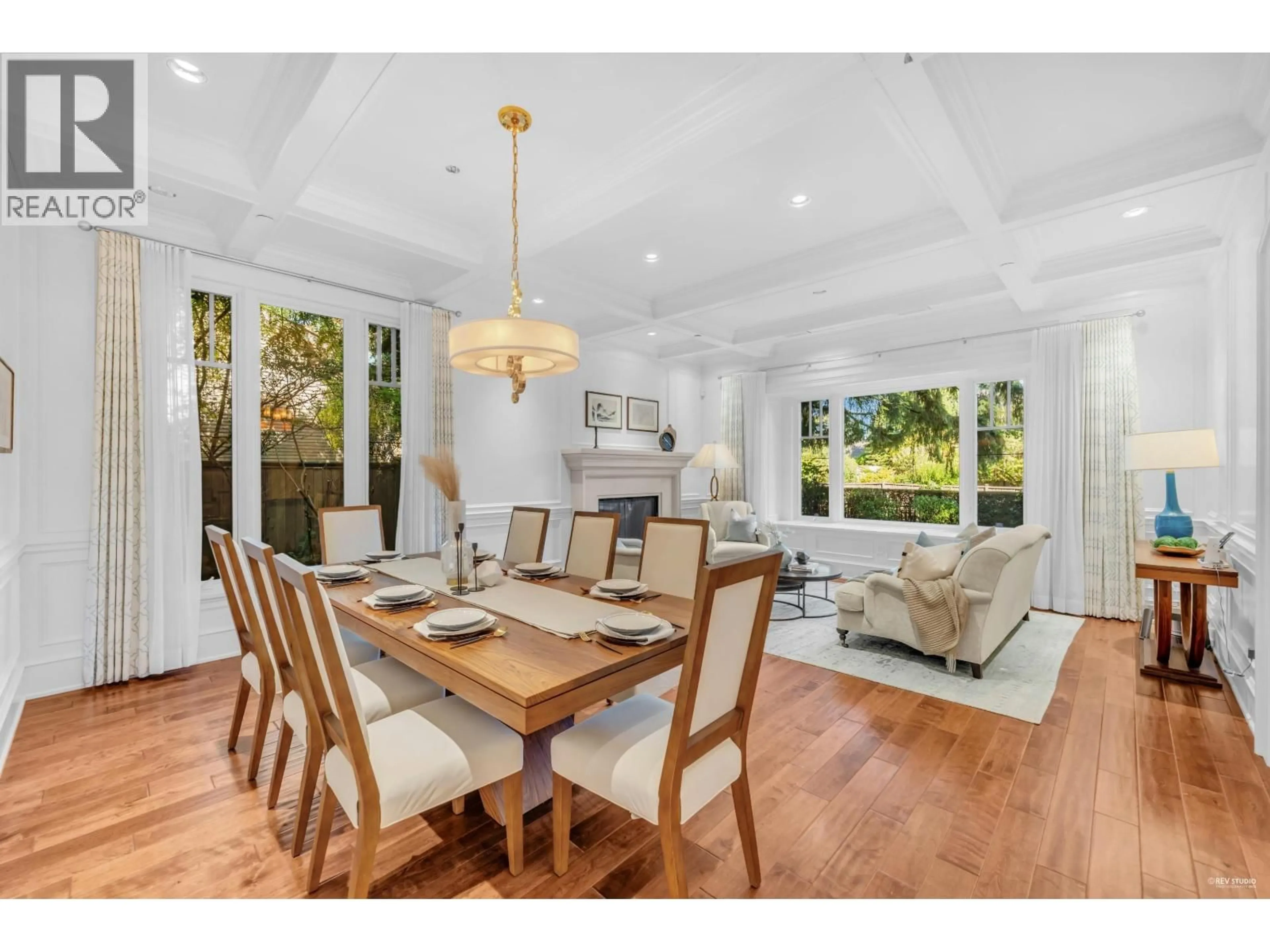 Dining room, wood/laminate floor for 5530 MCMASTER ROAD, Vancouver British Columbia V6T1J8