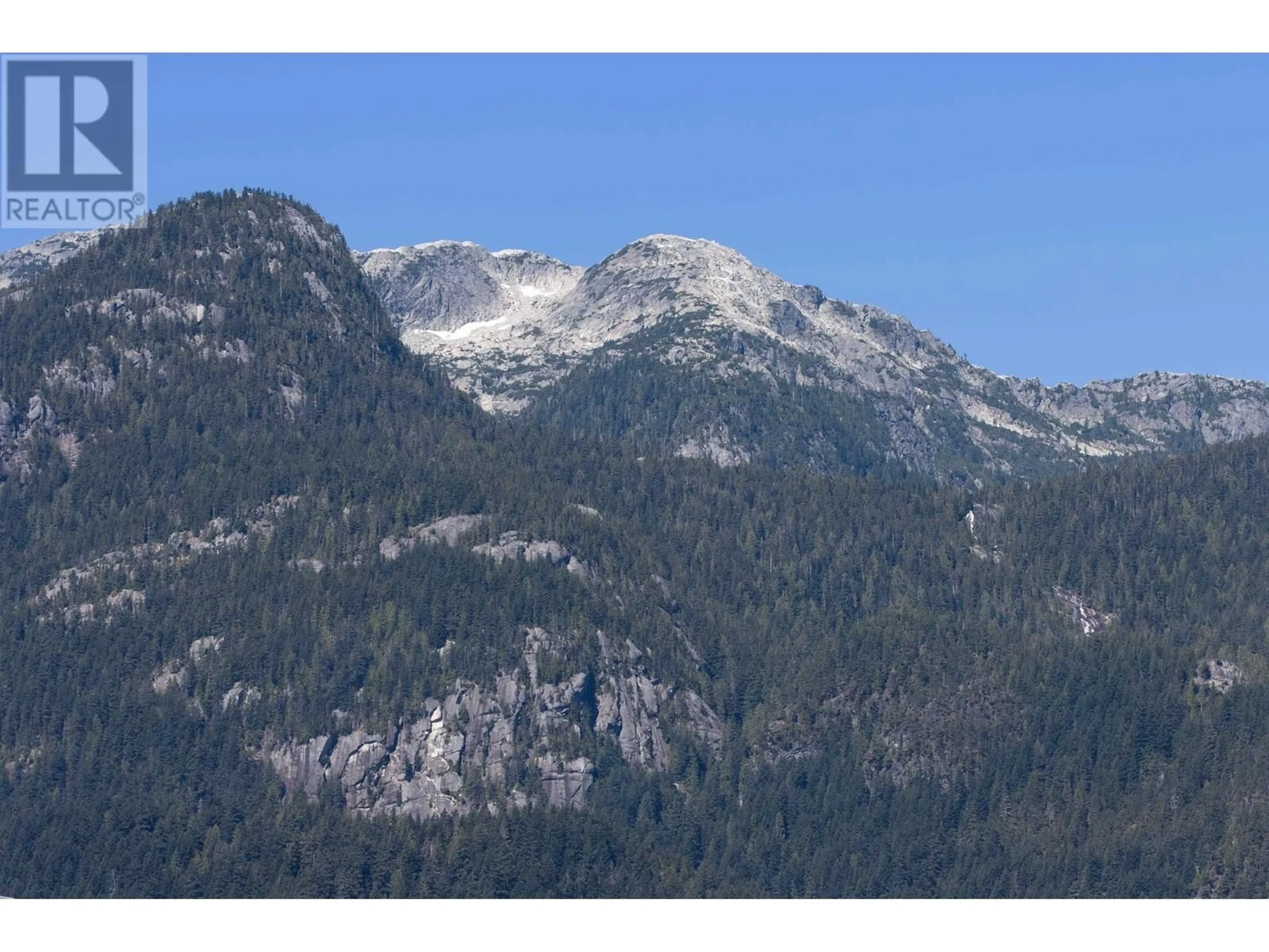 Blurry image for 209 - 1506 SCOTT CRESCENT, Squamish British Columbia V0N3G0