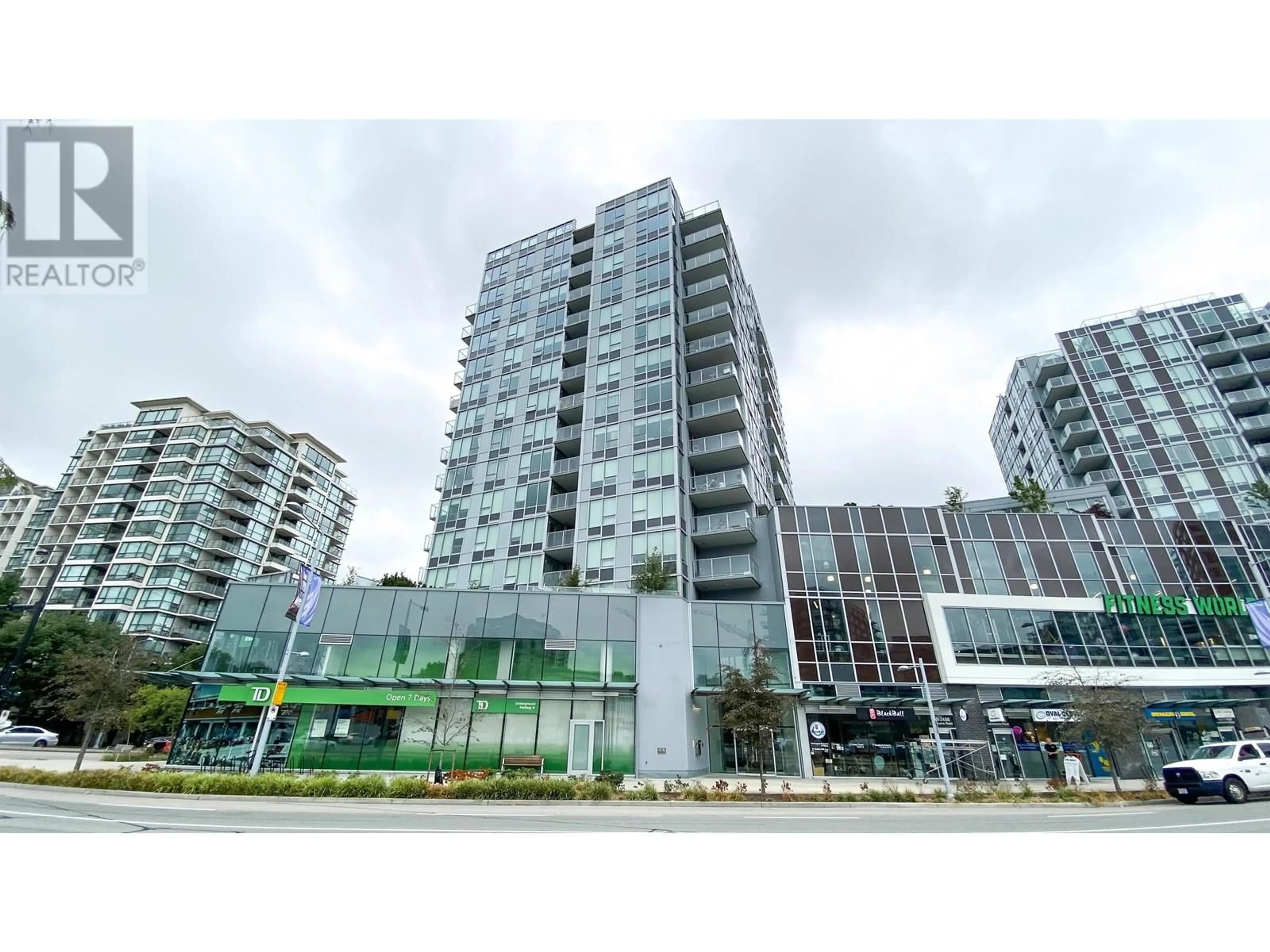 Indoor foyer for 1706 - 7488 LANSDOWNE ROAD, Richmond British Columbia V7C0B9