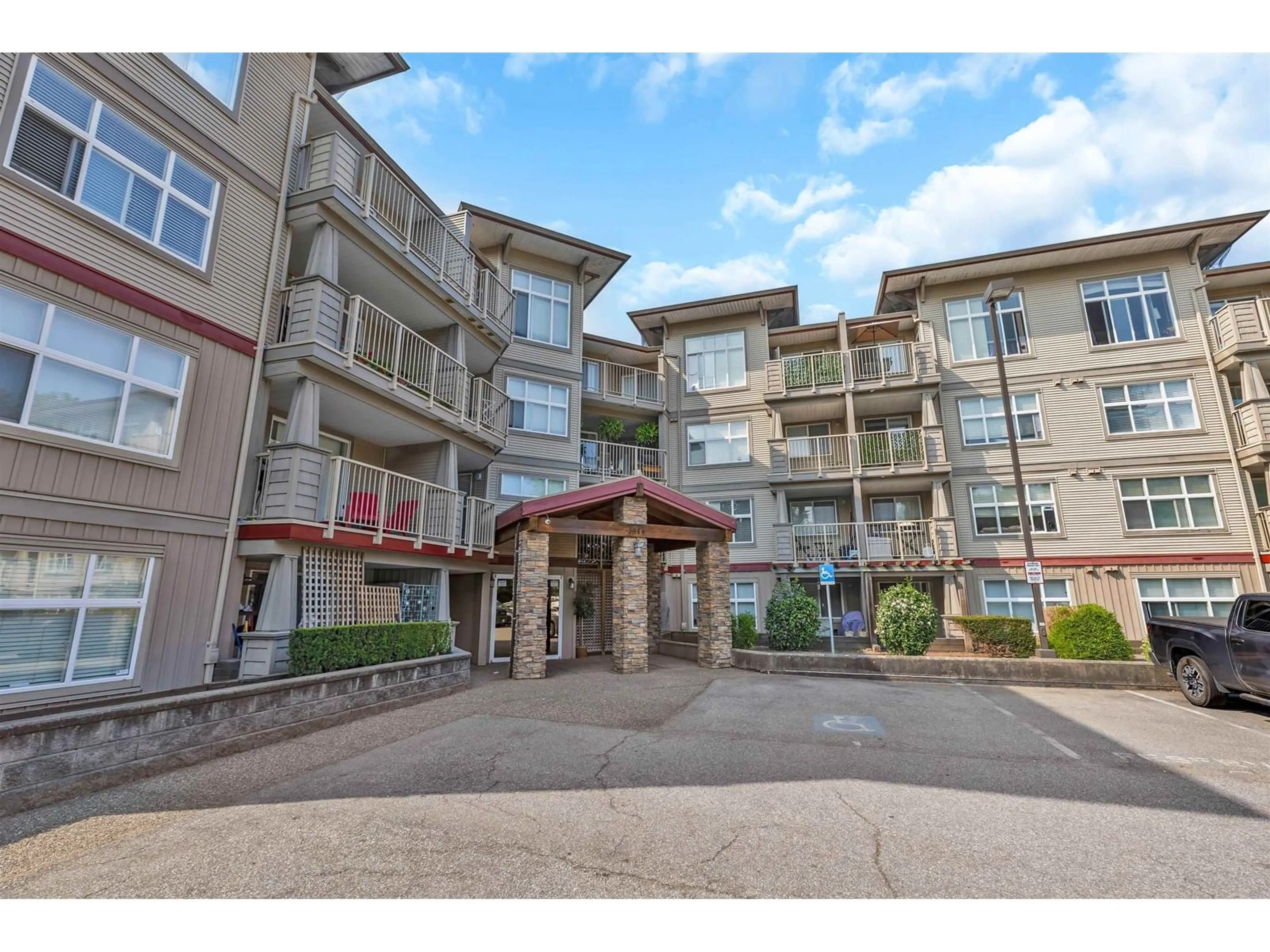 Unknown for 209 - 2515 PARK, Abbotsford British Columbia V2S0B2