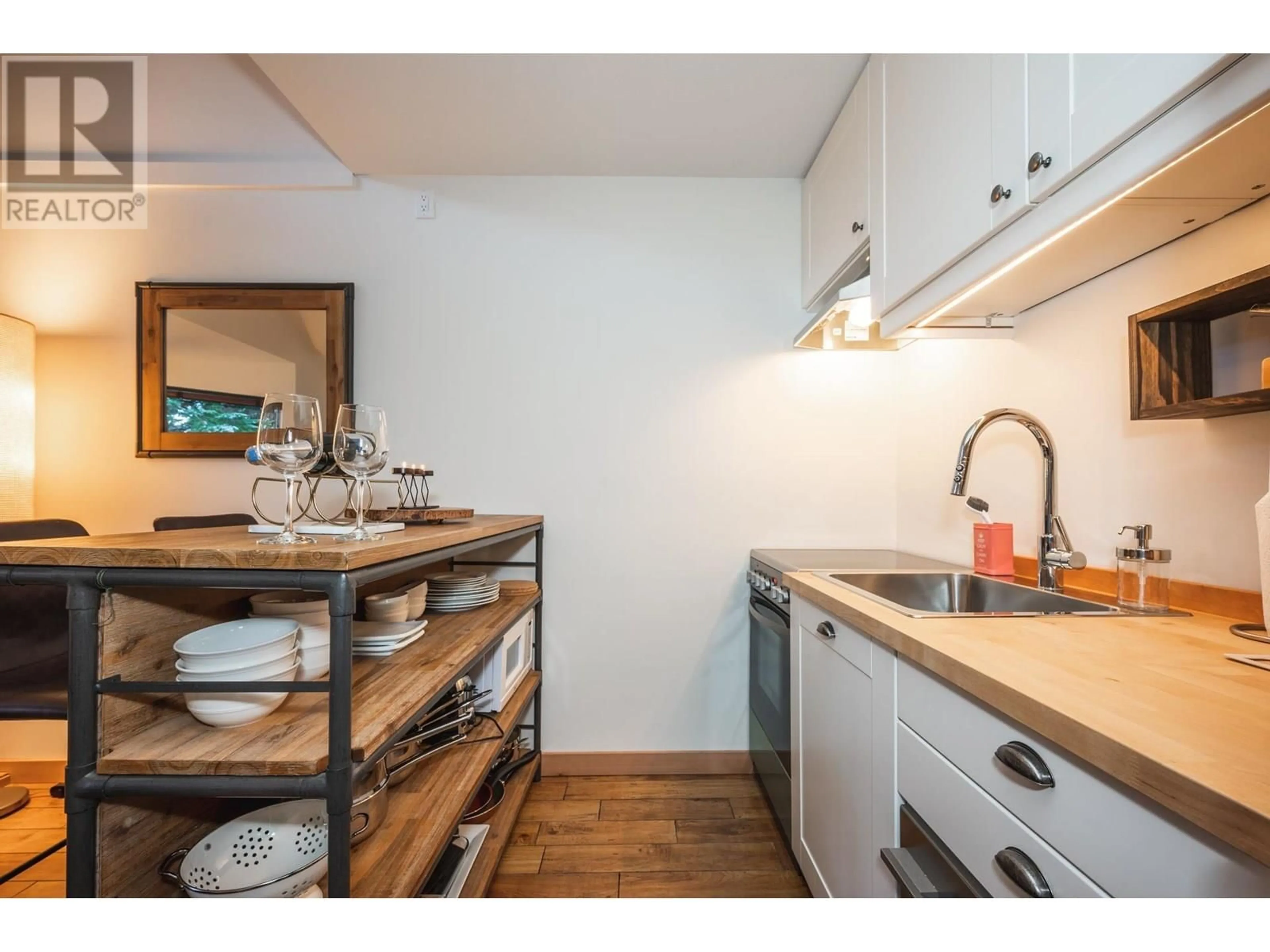 Standard kitchen, wood/laminate floor for 2 - 2247 SAPPORO DRIVE, Whistler British Columbia V8E0B5