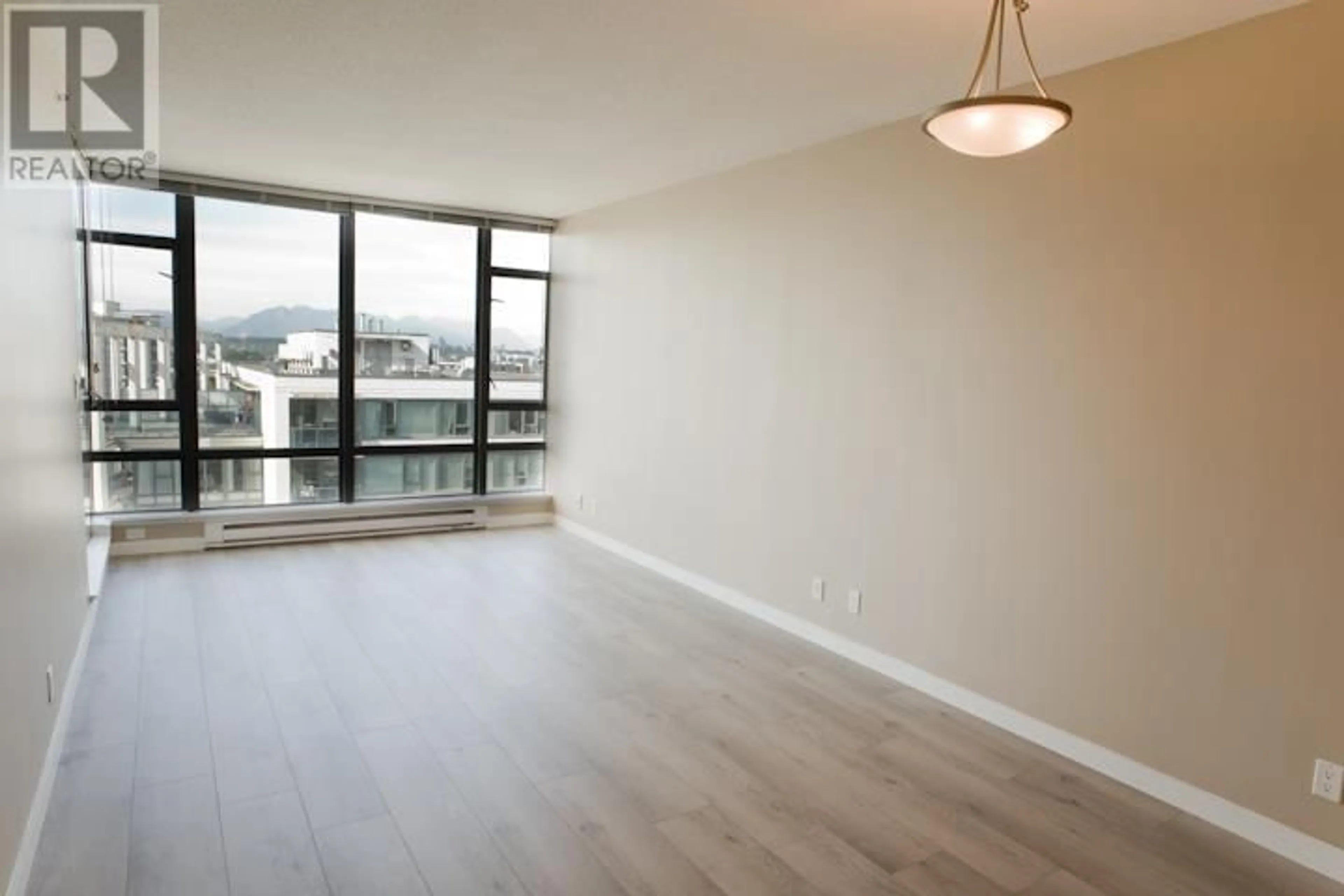 A pic of a room for 1607 - 7360 ELMBRIDGE WAY, Richmond British Columbia V6X0A5