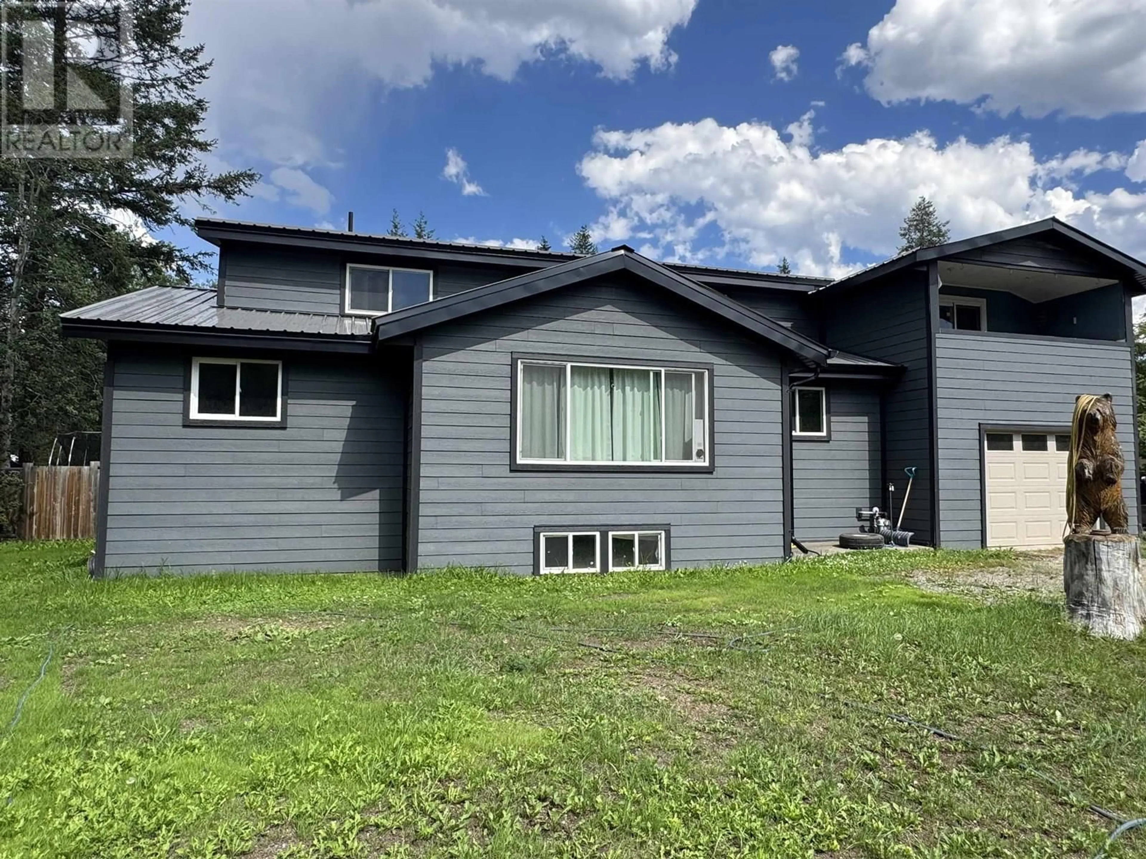 Home with vinyl exterior material, unknown for 1526 DOG CREEK ROAD, Williams Lake British Columbia V2G3H4