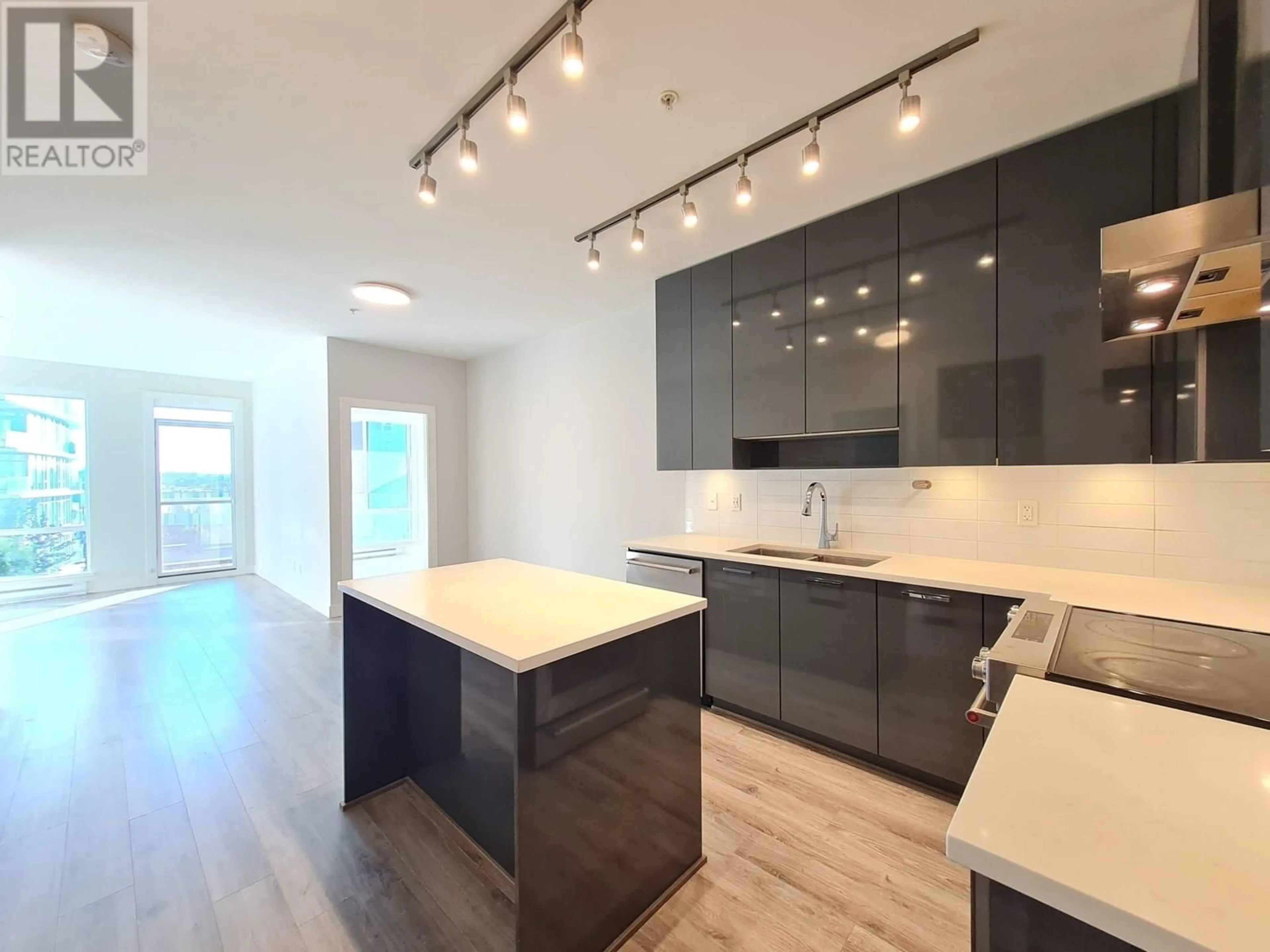 Open concept kitchen, unknown for 205 - 1768 GILMORE AVENUE, Burnaby British Columbia V5C0L4