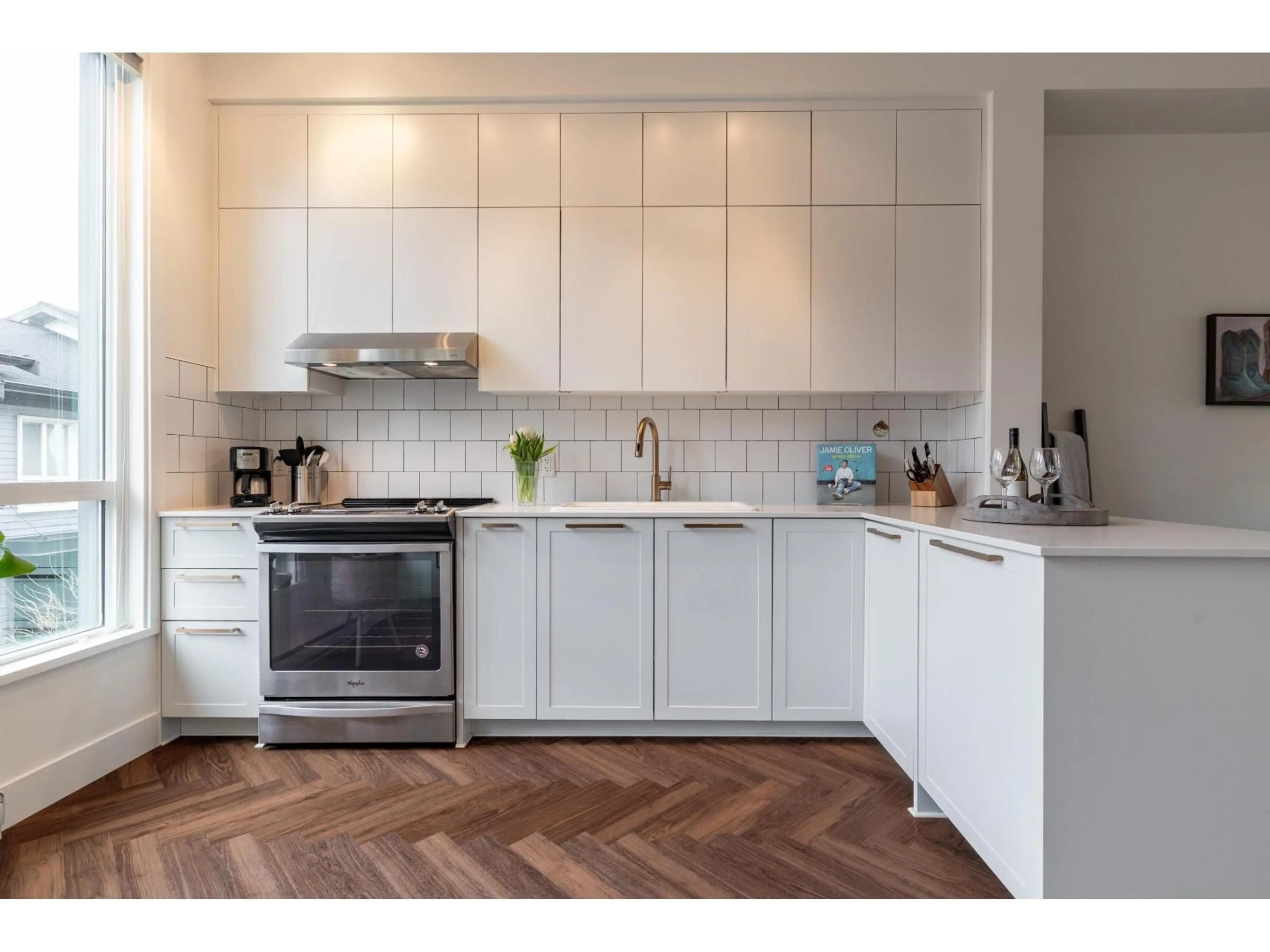 Open concept kitchen, unknown for 74 - 15828 27, Surrey British Columbia V3Z0X4