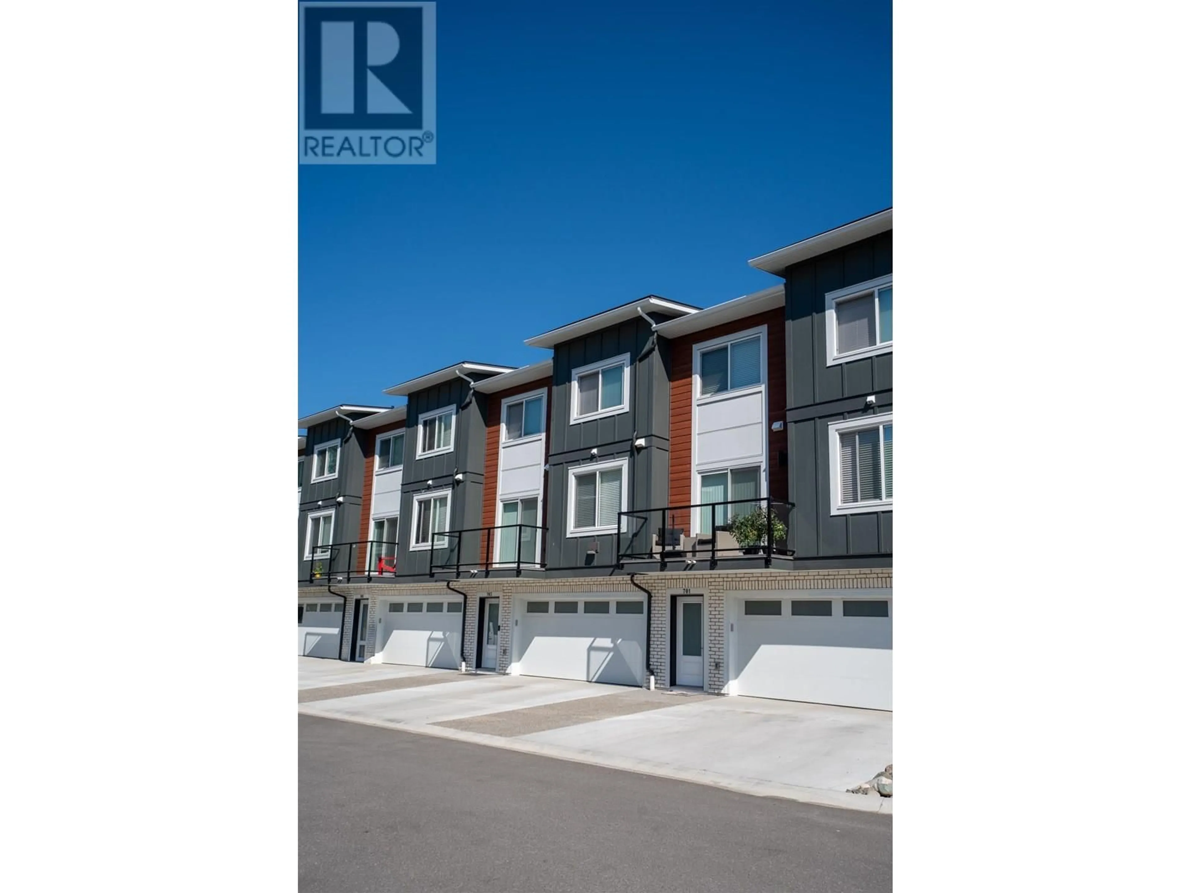 A pic from outside/outdoor area/front of a property/back of a property/a pic from drone, street for 703 - 4274 22ND AVENUE, Prince George British Columbia V2N0J4