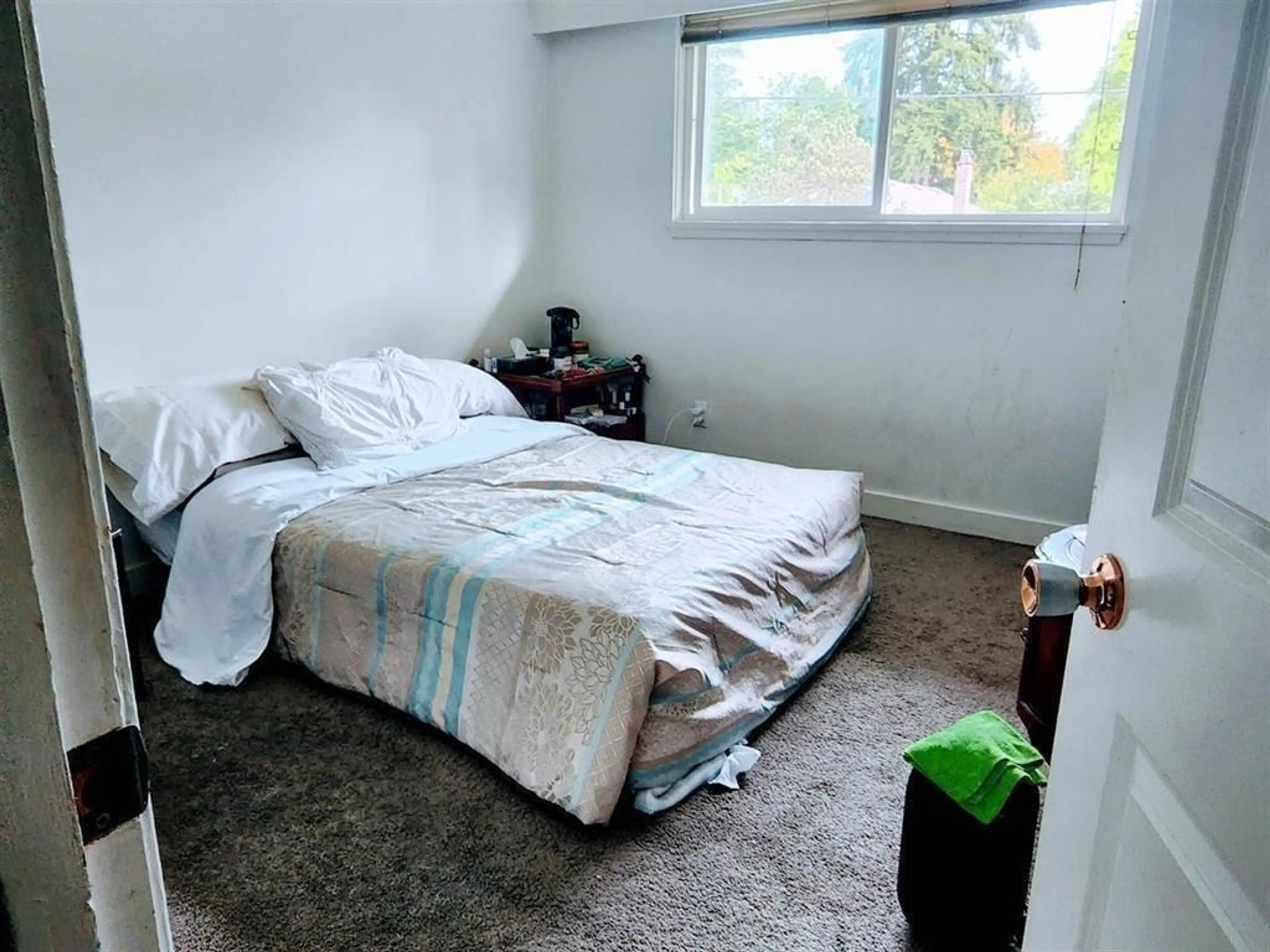 A pic of a room for 14995 BLUEBIRD, Surrey British Columbia V3R4T8