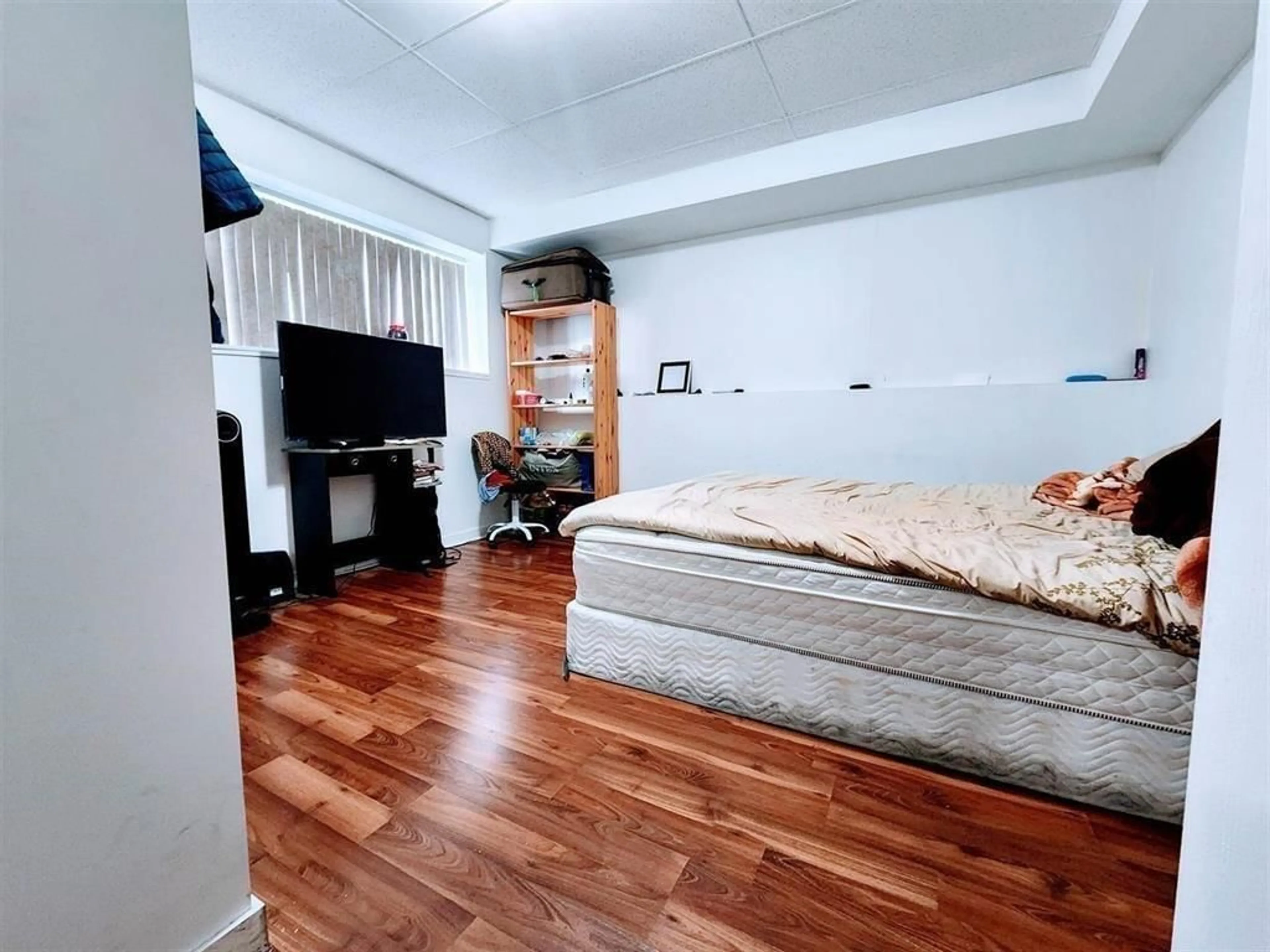 A pic of a room for 14995 BLUEBIRD, Surrey British Columbia V3R4T8