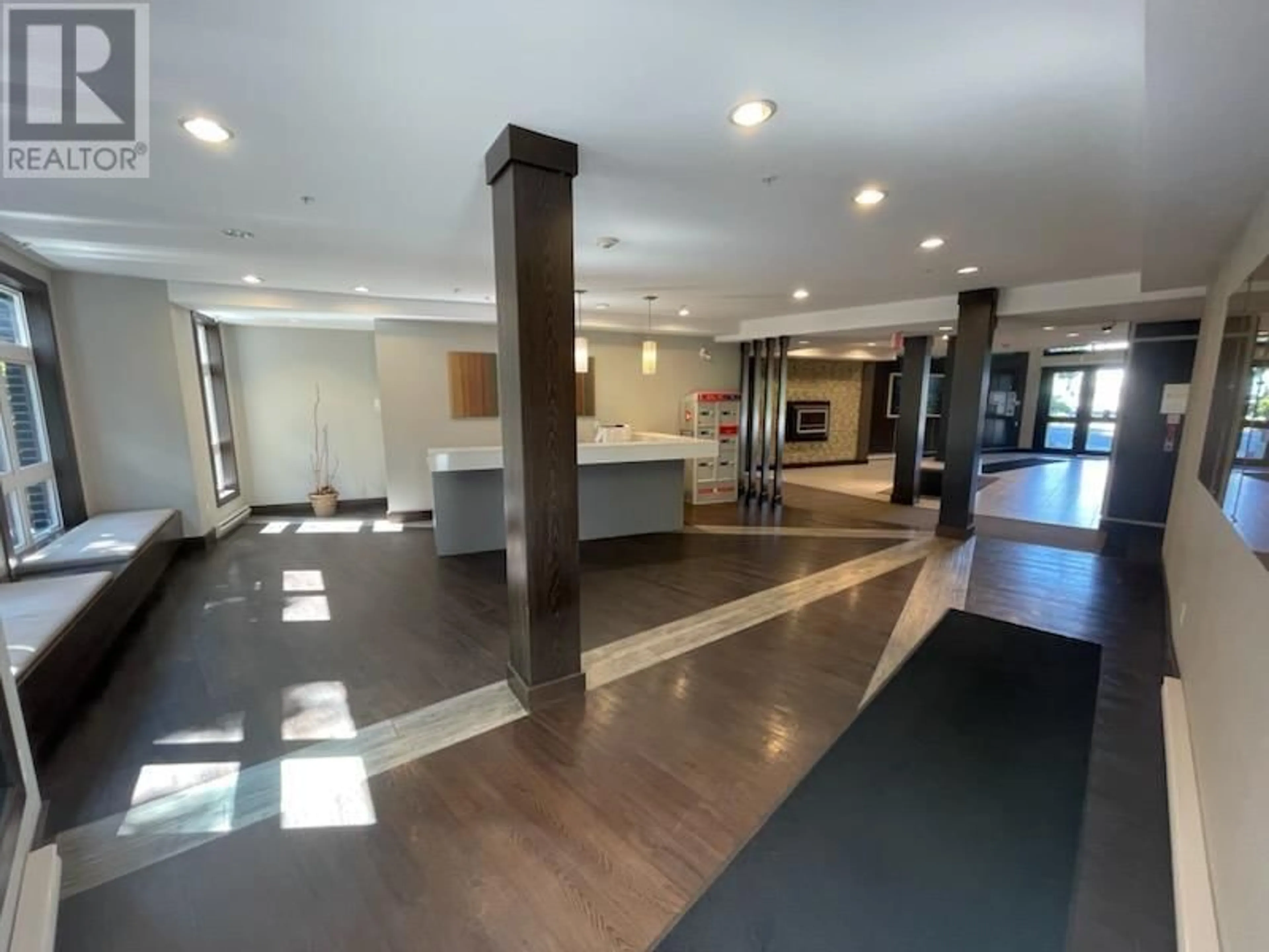 Lobby for 301 - 5788 SIDLEY STREET, Burnaby British Columbia V5J0E4