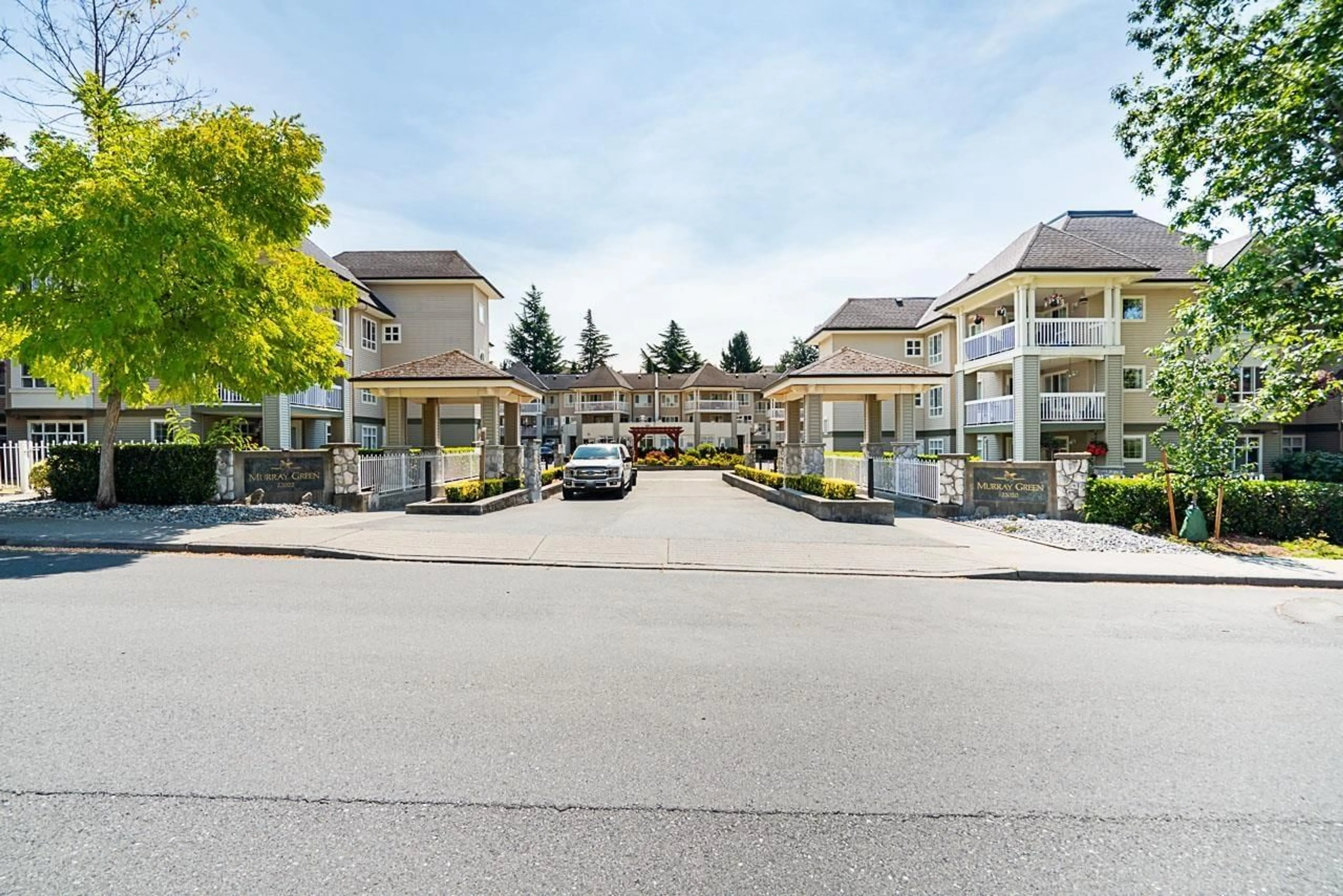 Patio, unknown for 330 - 22020 49, Langley British Columbia V3A3R9