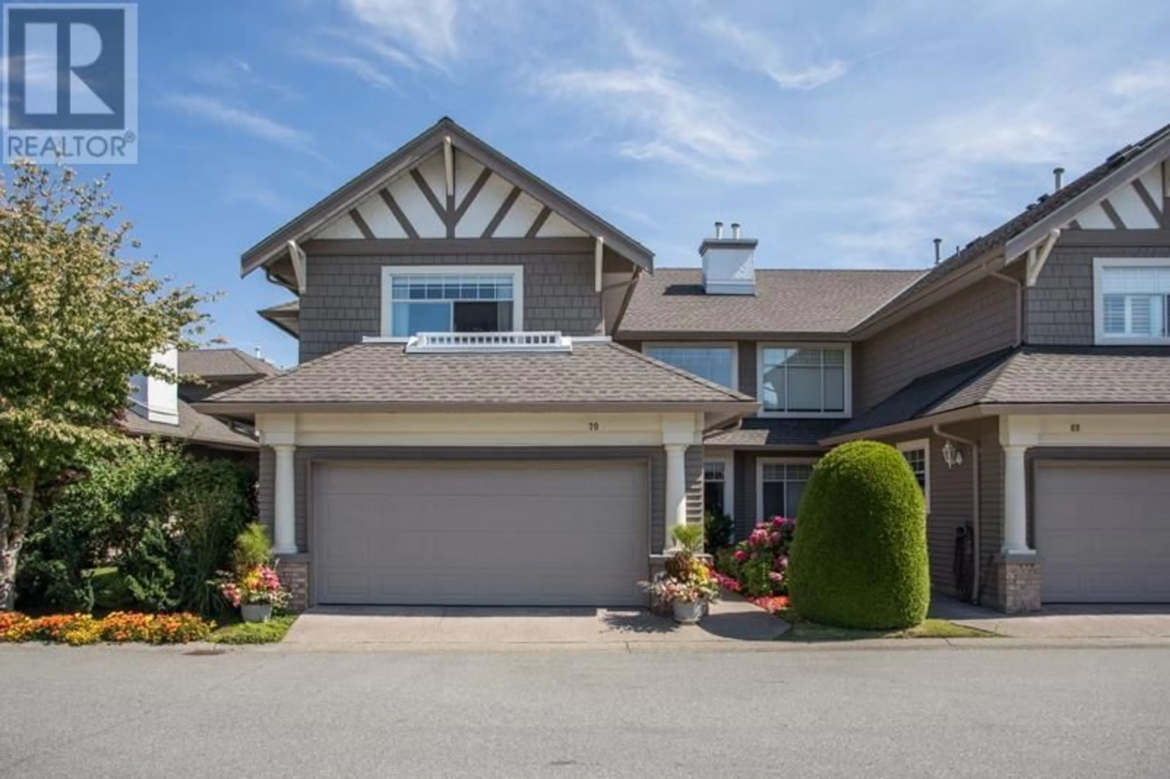 Home with vinyl exterior material, street for 70 - 5531 CORNWALL DRIVE, Richmond British Columbia V7C5N7