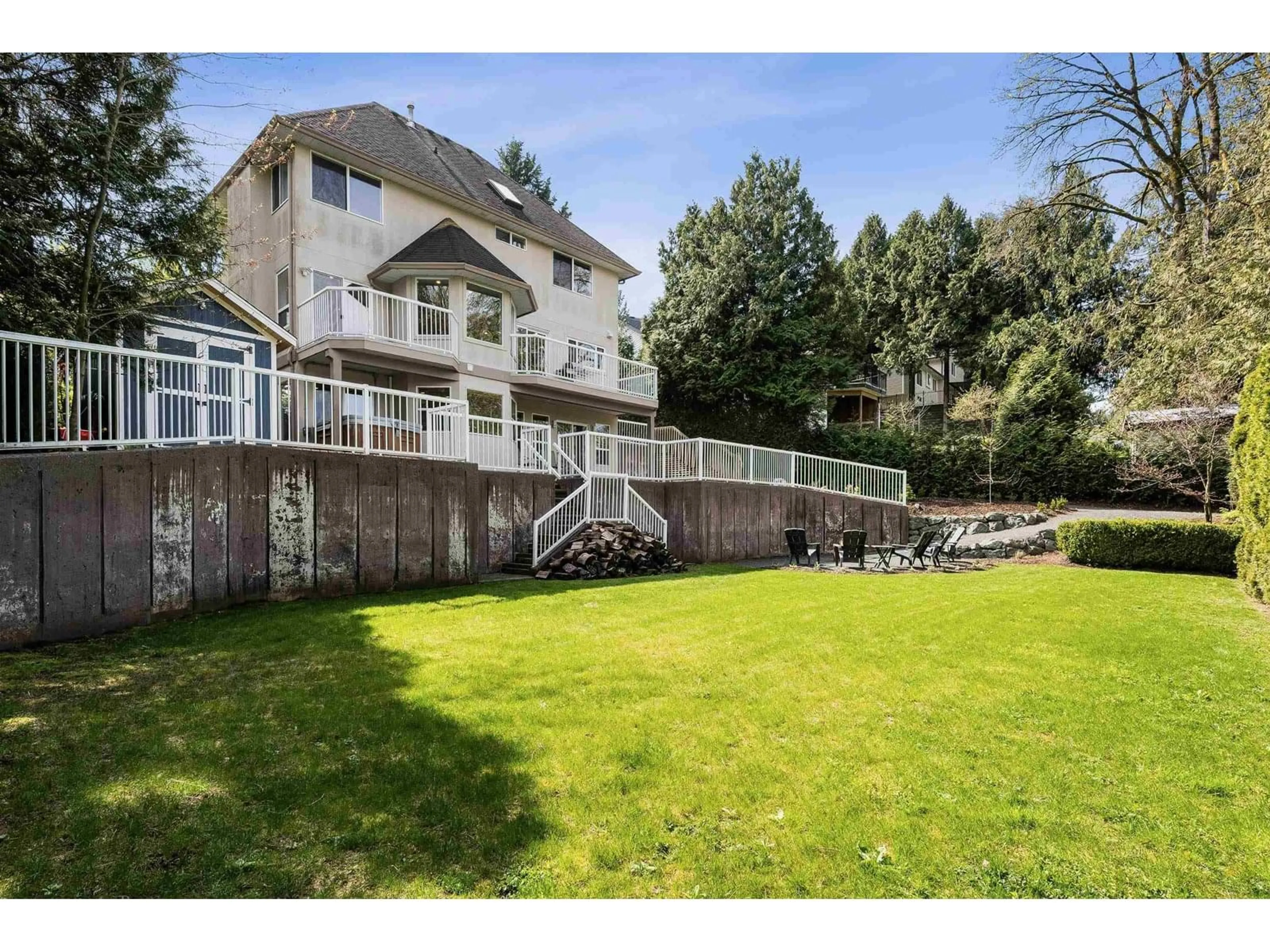 Patio, unknown for 47519 SWALLOW CRESCENT, Chilliwack British Columbia V2P7P8
