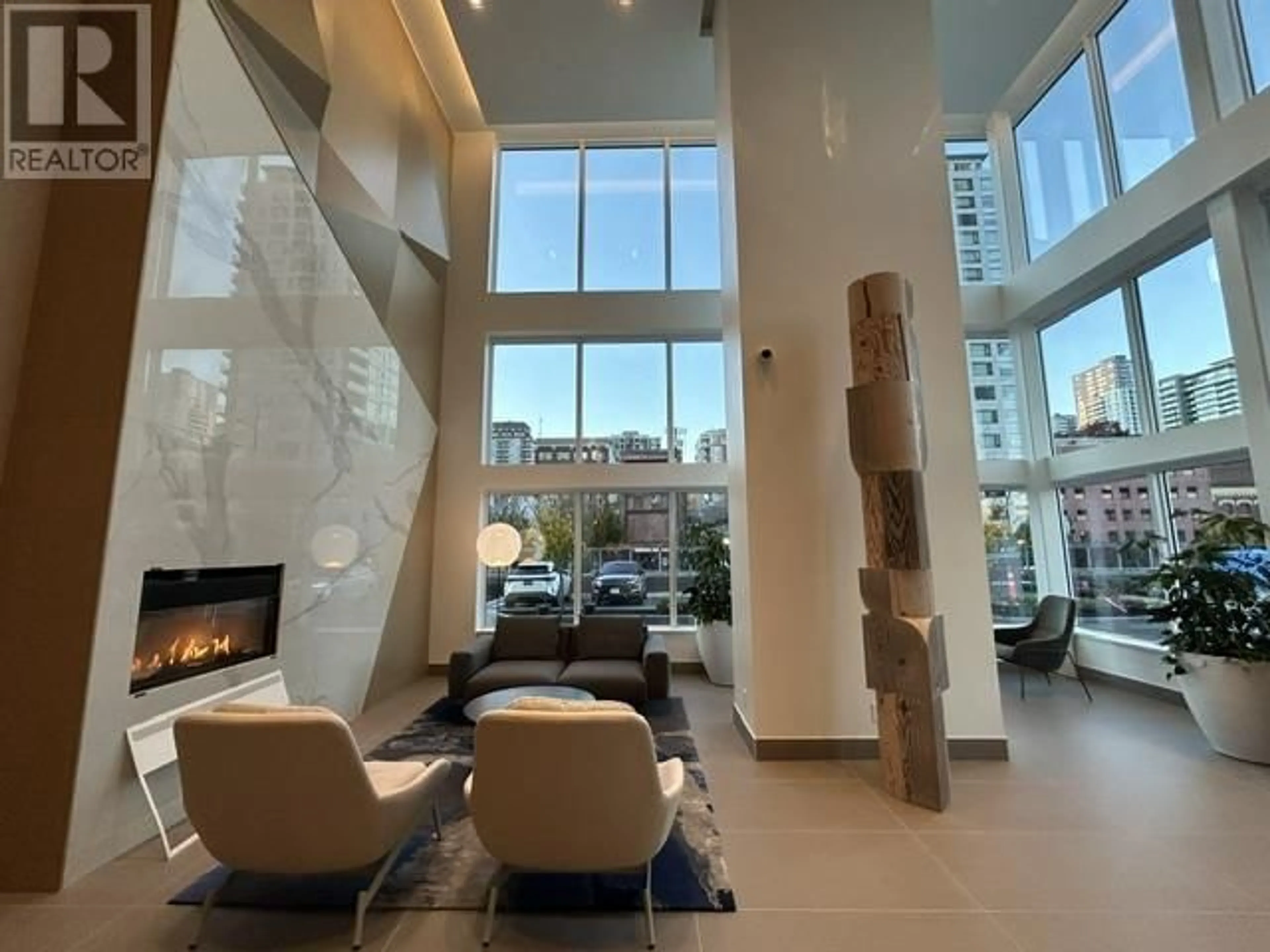 Lobby for 2006 - 680 QUAYSIDE DRIVE, New Westminster British Columbia V3M0P2
