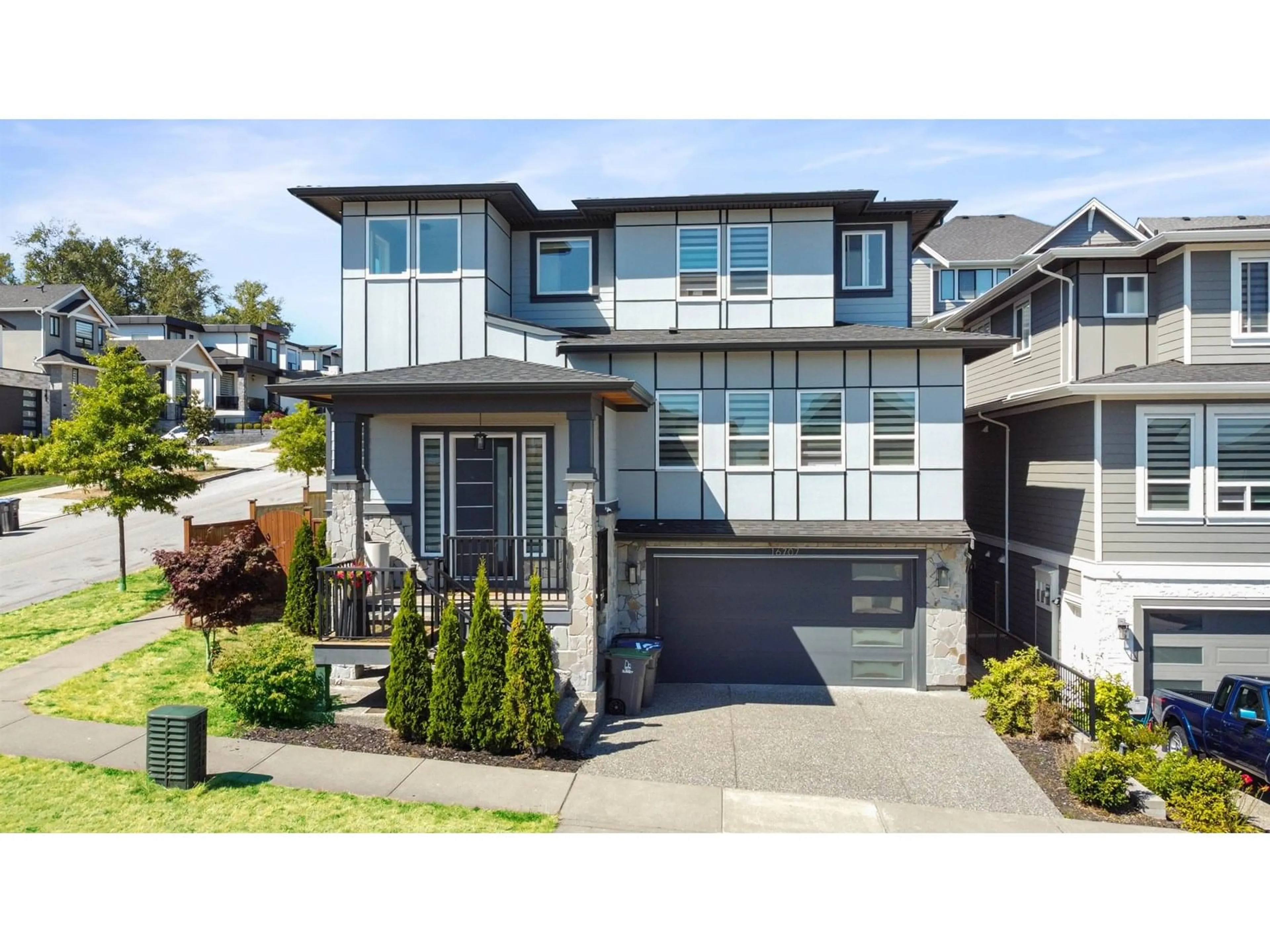 Home with vinyl exterior material, street for 16707 16A, Surrey British Columbia V3Z0B4