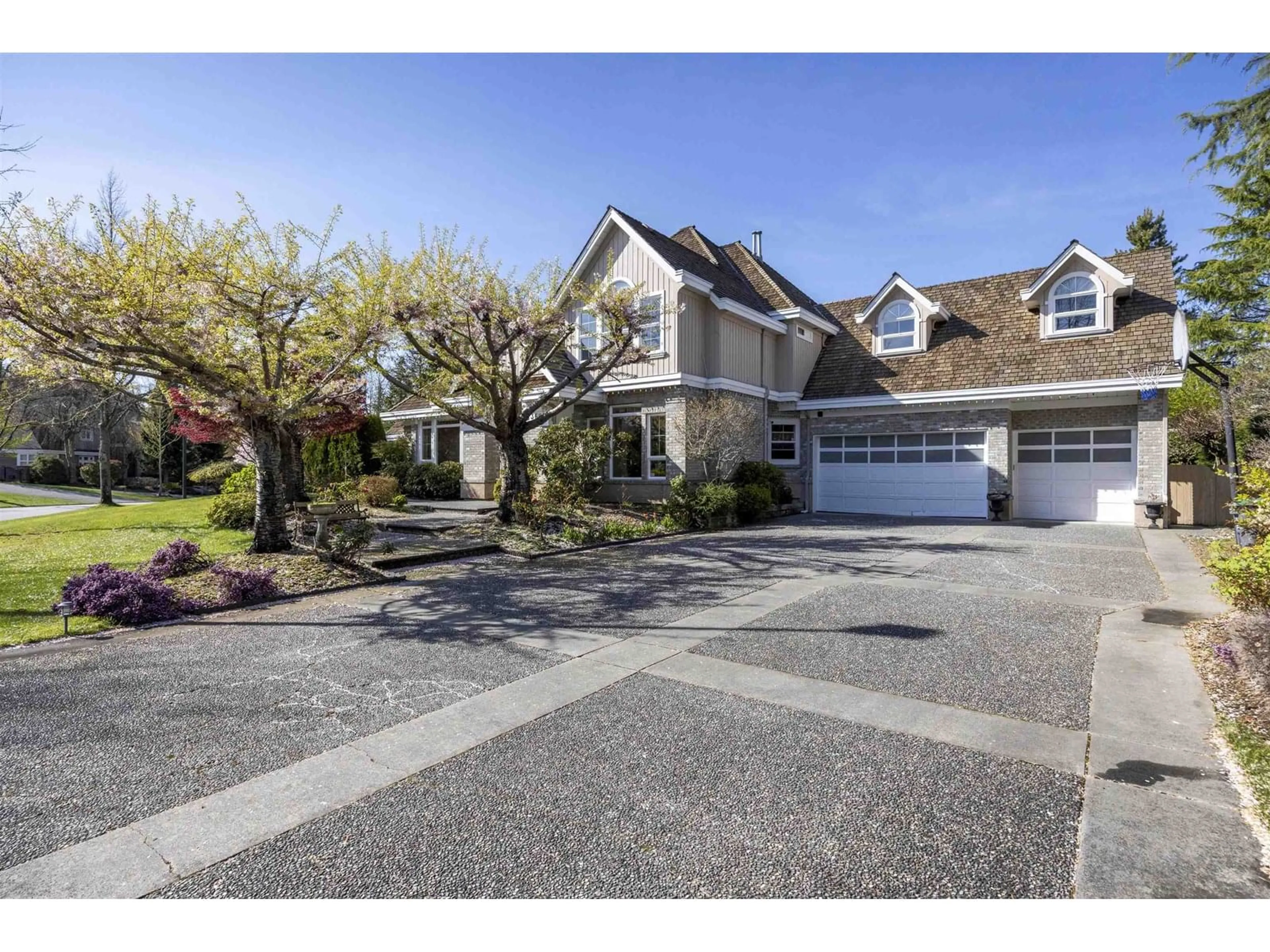 Home with vinyl exterior material, street for 13681 21, Surrey British Columbia V4A9V6
