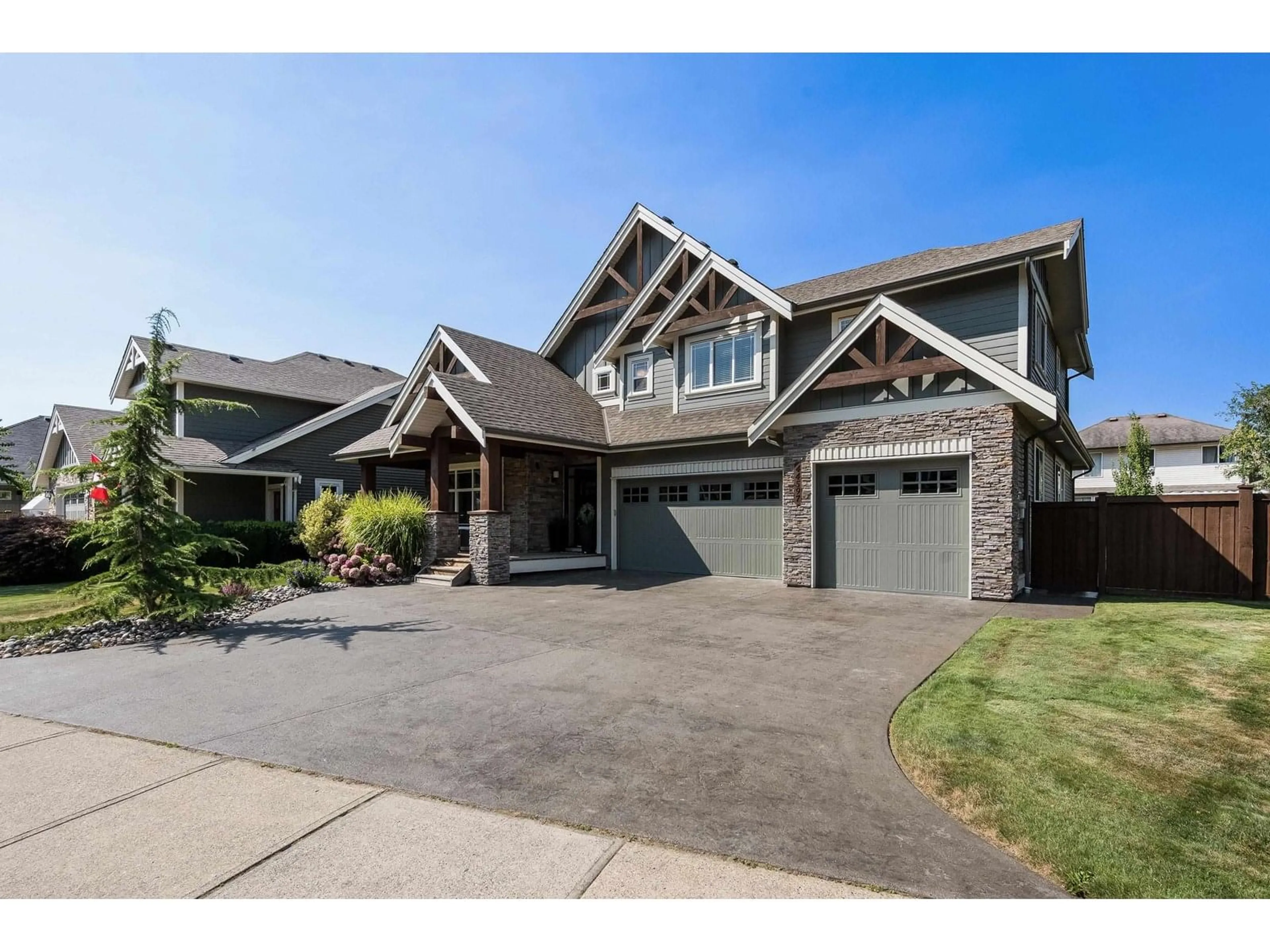 Home with vinyl exterior material, street for 44597 MCLAREN DRIVE, Chilliwack British Columbia V2R0A4