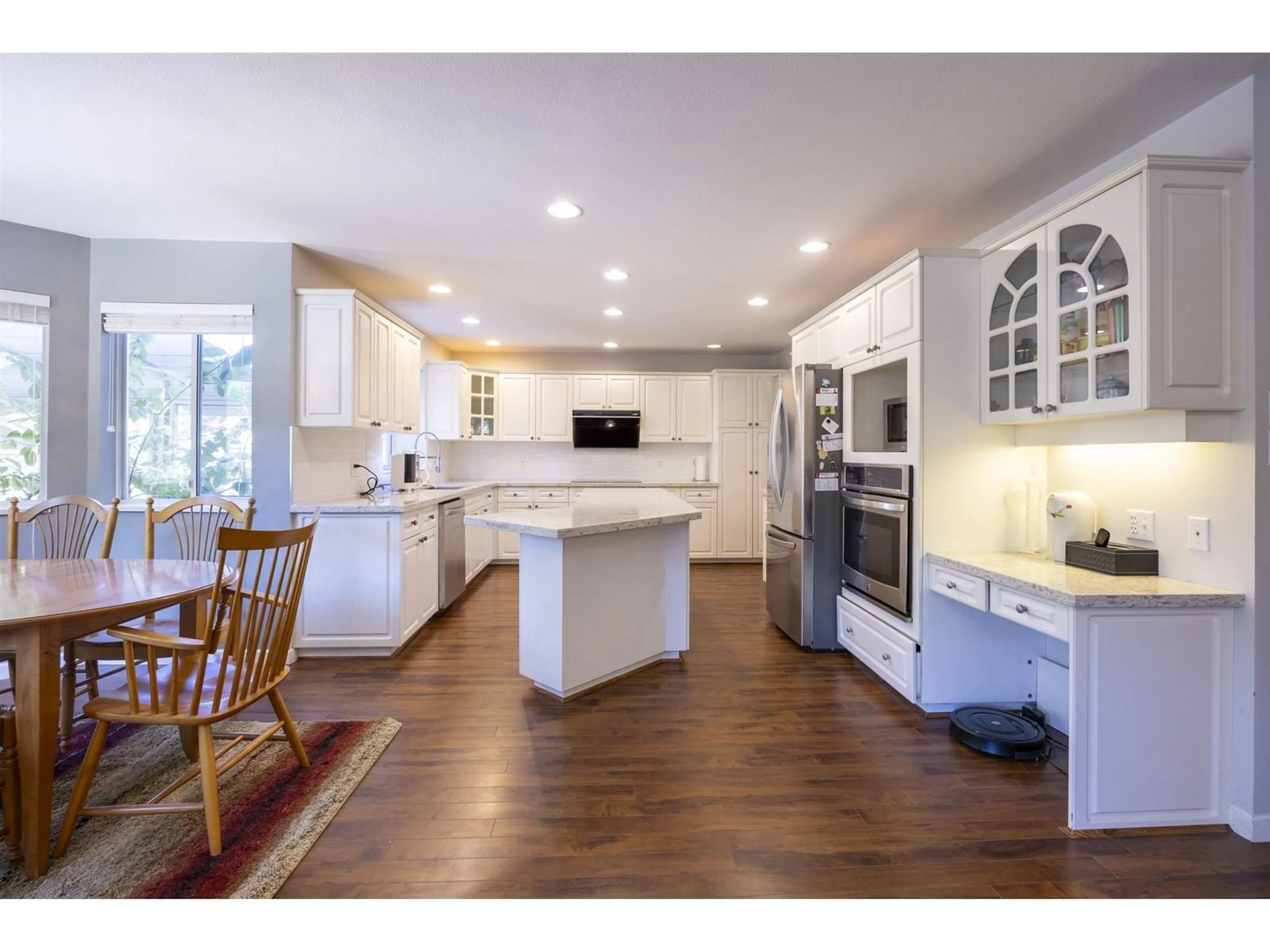 Open concept kitchen, unknown for 10663 168TH, Surrey British Columbia V4N1M5